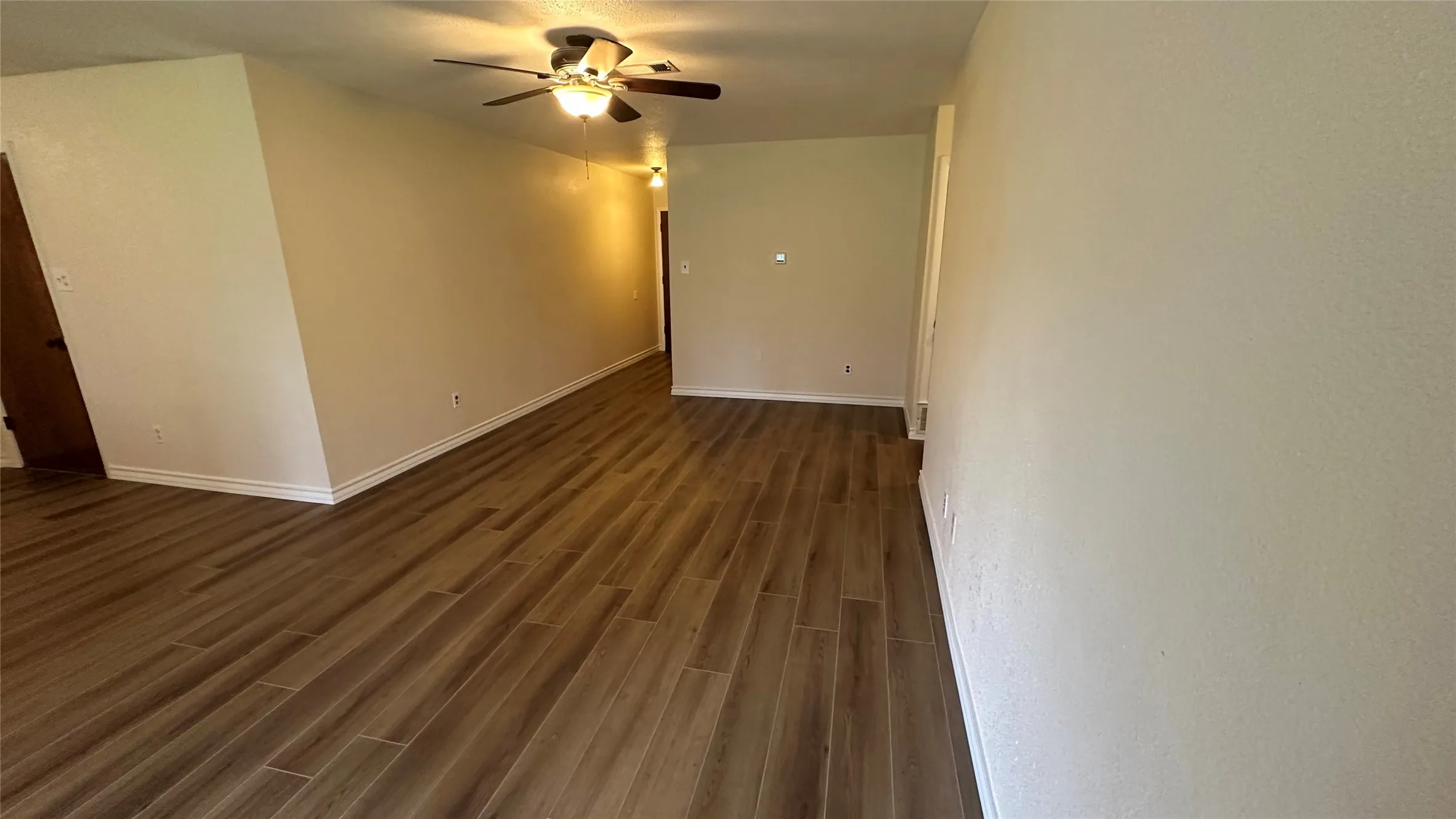 Single Family Residence For Rent in Tarrant County , 5916 Kary Lynn Drive S, Watauga, Texas 76148, 3 Bedroom, 2 Bathroom, 2 Garage spaces, 1,125 Sqft, built in 1975, mls#21385211, Real Estate Agent in Watauga, Homes For Rent in Tarrant county, Homes For Rent in Watauga, Realtor in Watauga Texas, Real Estate Brokerage Independent Realty Texas, Luminita Cordes Realtor