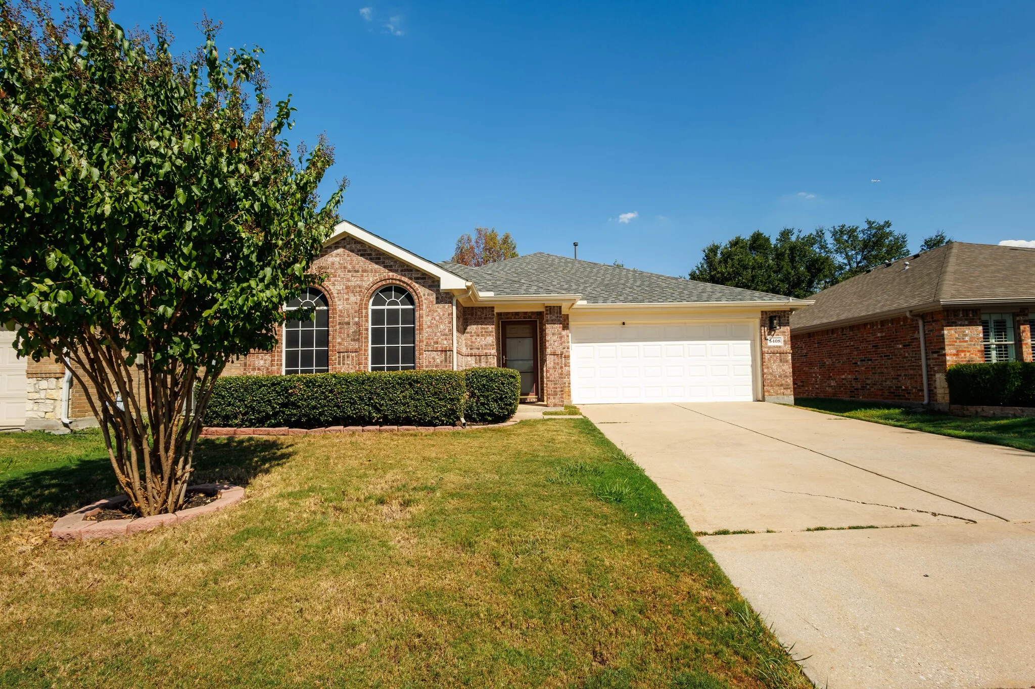 Single Family Residence For Rent in Denton County , 5408 Shepherd Place, Flower Mound, Texas 75028, 3 Bedroom, 2 Bathroom, 2 Garage spaces, 1,518 Sqft, built in 2004, mls#21385306, Real Estate Agent in Flower Mound, Homes For Rent in Denton county, Homes For Rent in Flower Mound, Realtor in Flower Mound Texas, Real Estate Brokerage Independent Realty Texas, Luminita Cordes Realtor