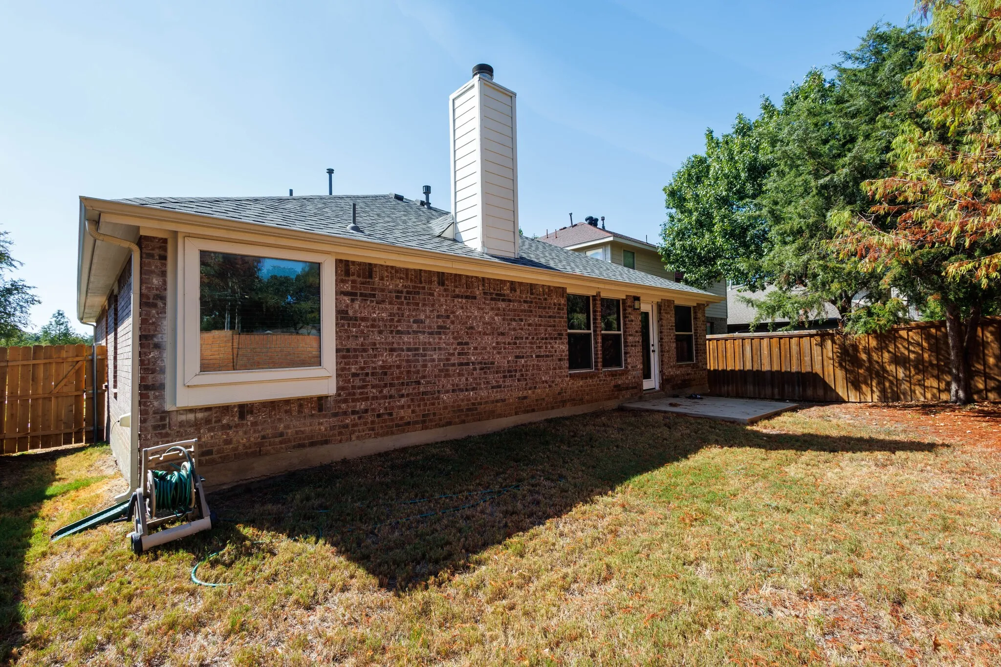 Single Family Residence For Rent in Denton County , 5408 Shepherd Place, Flower Mound, Texas 75028, 3 Bedroom, 2 Bathroom, 2 Garage spaces, 1,518 Sqft, built in 2004, mls#21385306, Real Estate Agent in Flower Mound, Homes For Rent in Denton county, Homes For Rent in Flower Mound, Realtor in Flower Mound Texas, Real Estate Brokerage Independent Realty Texas, Luminita Cordes Realtor