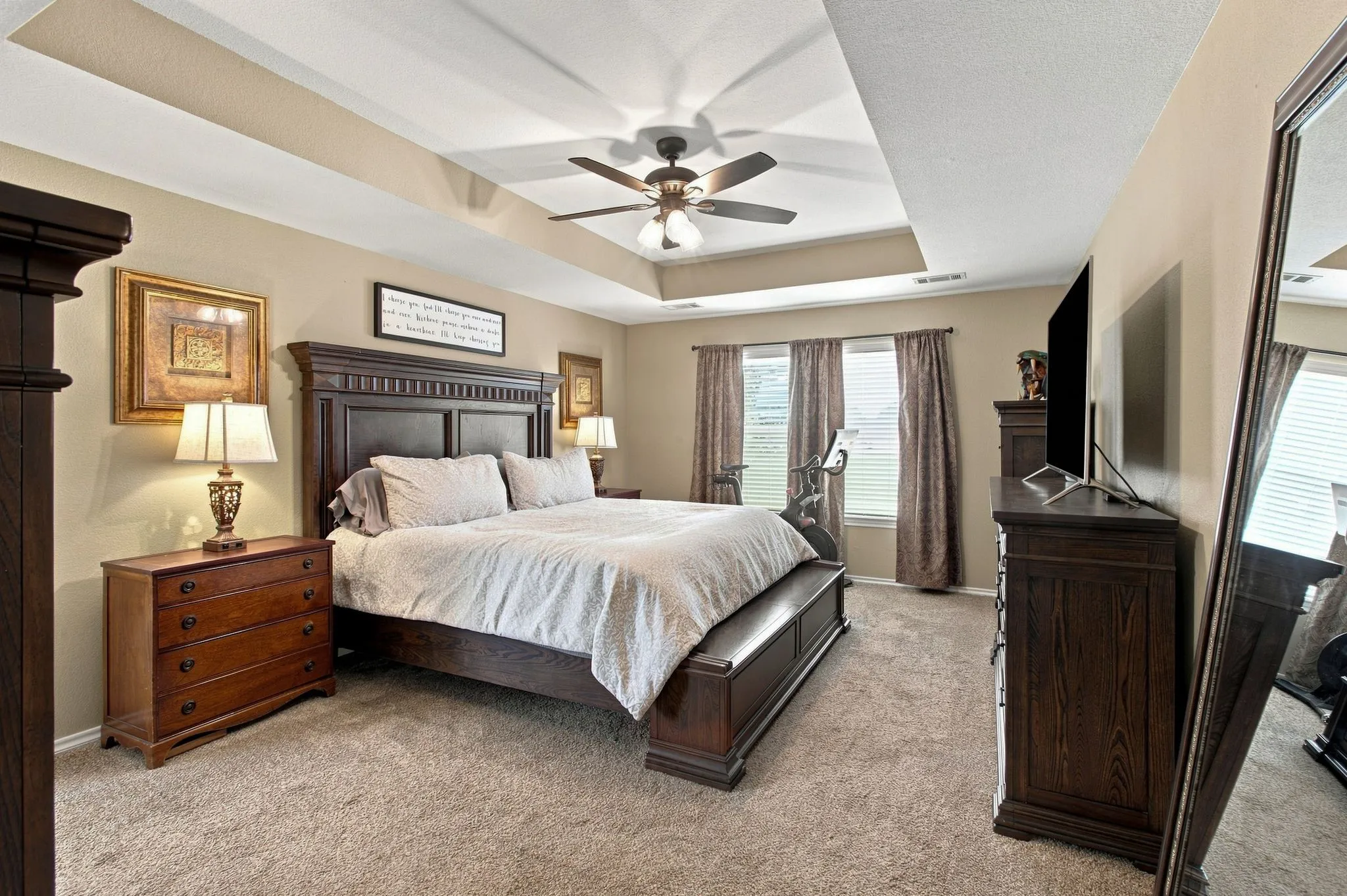 Single Family Residence For Sale in Ellis County , 116 Springfield Circle, Red Oak, Texas 75165, 4 Bedroom, 2 Bathroom, 2 Garage spaces, 2,464 Sqft, built in 2004, mls#21385319, Real Estate Agent in Red Oak, Homes For Sale in Ellis county, Homes For Sale in Red Oak, Realtor in Red Oak Texas, Real Estate Brokerage Independent Realty Texas, Luminita Cordes Realtor