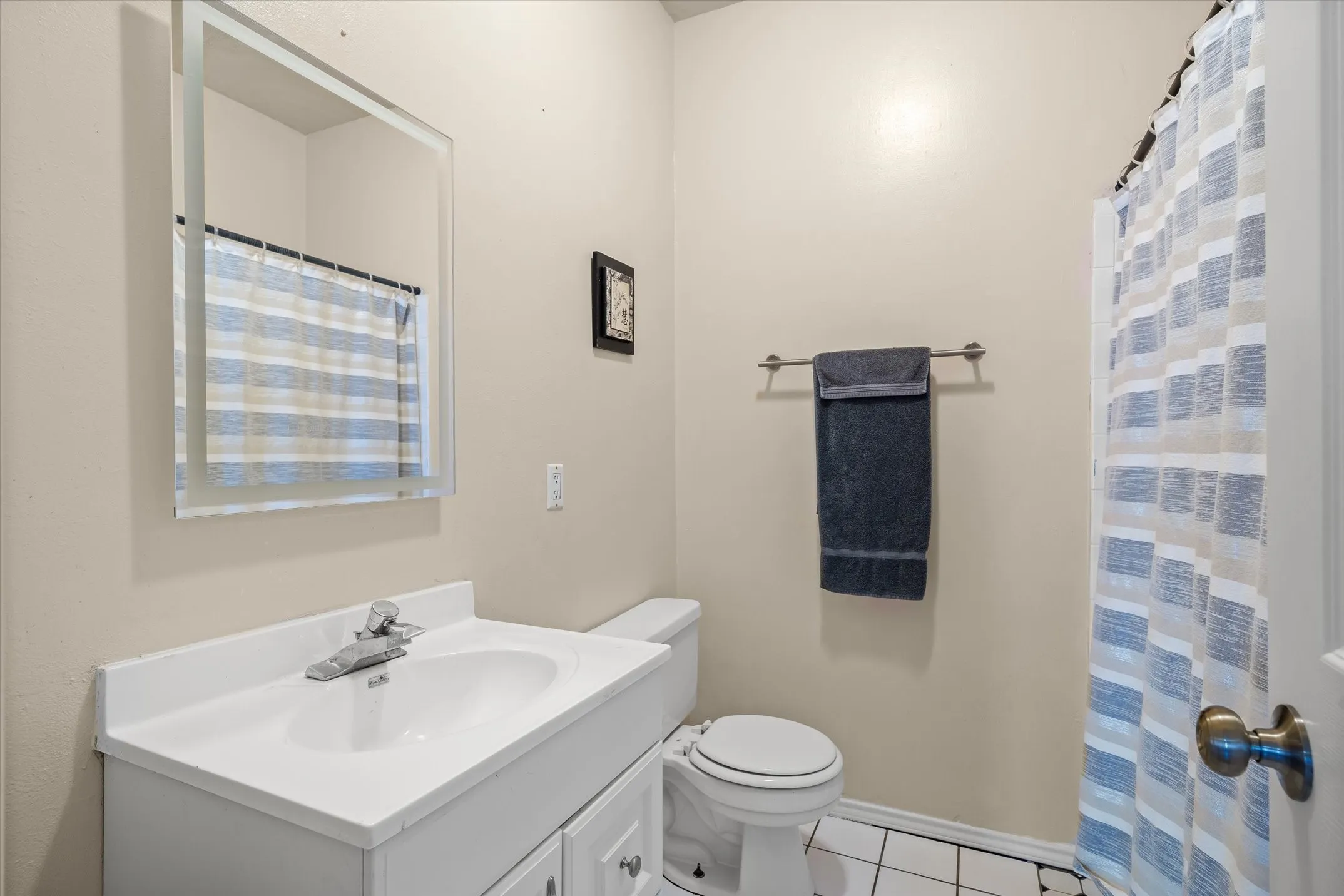 Single Family Residence For Sale in Van Zandt County , 311 Fm 1651, Canton, Texas 75103, 5 Bedroom, 4 Bathroom, Garage spaces, 3,065 Sqft, built in 1992, mls#21385292, Real Estate Agent in Canton, Homes For Sale in Van Zandt county, Homes For Sale in Canton, Realtor in Canton Texas, Real Estate Brokerage Independent Realty Texas, Luminita Cordes Realtor