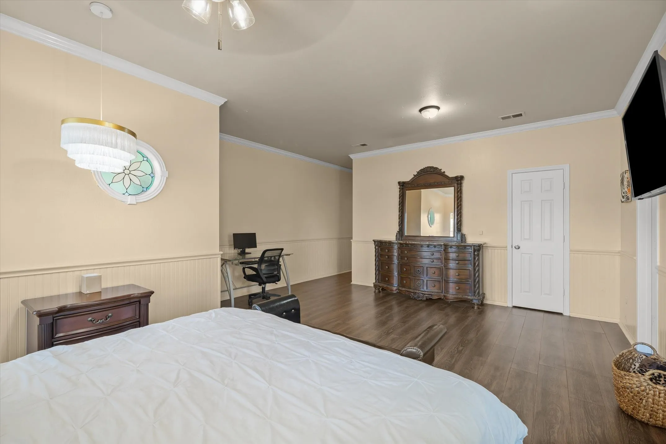 Single Family Residence For Sale in Van Zandt County , 311 Fm 1651, Canton, Texas 75103, 5 Bedroom, 4 Bathroom, Garage spaces, 3,065 Sqft, built in 1992, mls#21385292, Real Estate Agent in Canton, Homes For Sale in Van Zandt county, Homes For Sale in Canton, Realtor in Canton Texas, Real Estate Brokerage Independent Realty Texas, Luminita Cordes Realtor