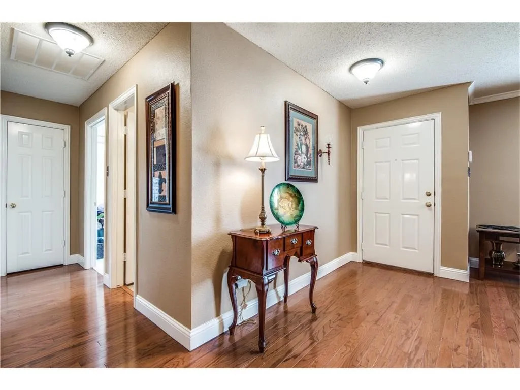 Single Family Residence For Rent in Collin County , 5116 Boxwood Lane, Mc Kinney, Texas 75070, 3 Bedroom, 2 Bathroom, 2 Garage spaces, 1,743 Sqft, built in 1999, mls#21385327, Real Estate Agent in Mc Kinney, Homes For Rent in Collin county, Homes For Rent in Mc Kinney, Realtor in Mc Kinney Texas, Real Estate Brokerage Independent Realty Texas, Luminita Cordes Realtor