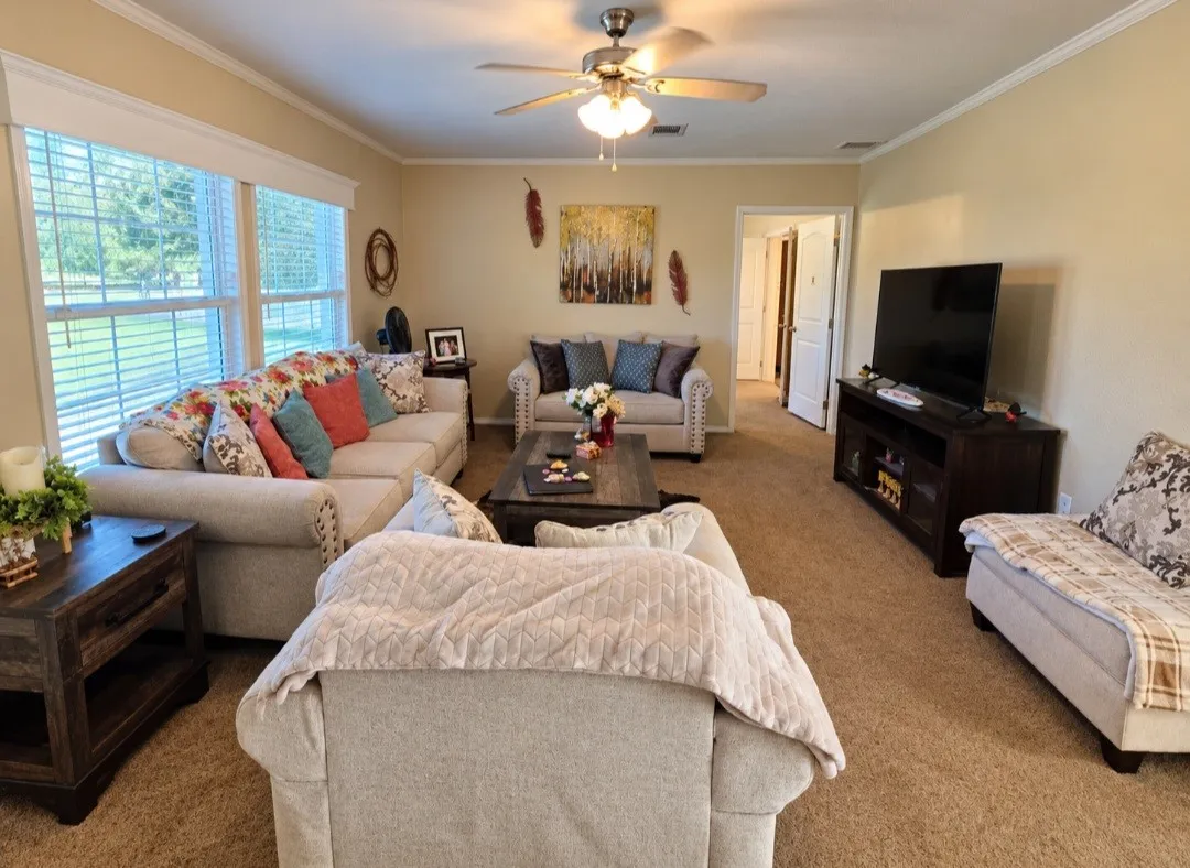 Mobile Home For Sale in Leon County , 5789 Fm 811, Centerville, Texas 75833, 4 Bedroom, 2 Bathroom, Garage spaces, 2,340 Sqft, built in 2019, mls#21385276, Real Estate Agent in Centerville, Homes For Sale in Leon county, Homes For Sale in Centerville, Realtor in Centerville Texas, Real Estate Brokerage Independent Realty Texas, Luminita Cordes Realtor