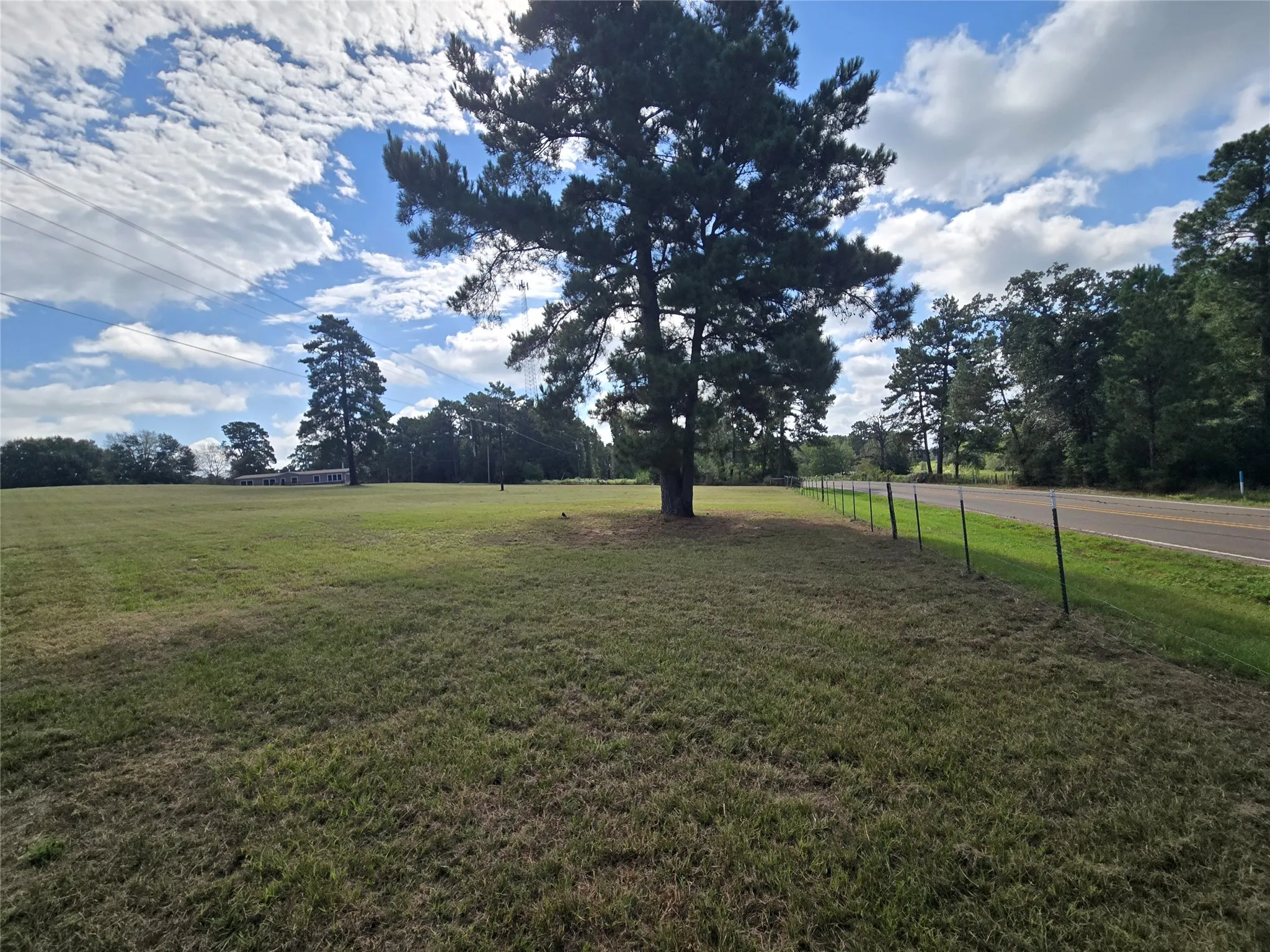 Mobile Home For Sale in Leon County , 5789 Fm 811, Centerville, Texas 75833, 4 Bedroom, 2 Bathroom, Garage spaces, 2,340 Sqft, built in 2019, mls#21385276, Real Estate Agent in Centerville, Homes For Sale in Leon county, Homes For Sale in Centerville, Realtor in Centerville Texas, Real Estate Brokerage Independent Realty Texas, Luminita Cordes Realtor