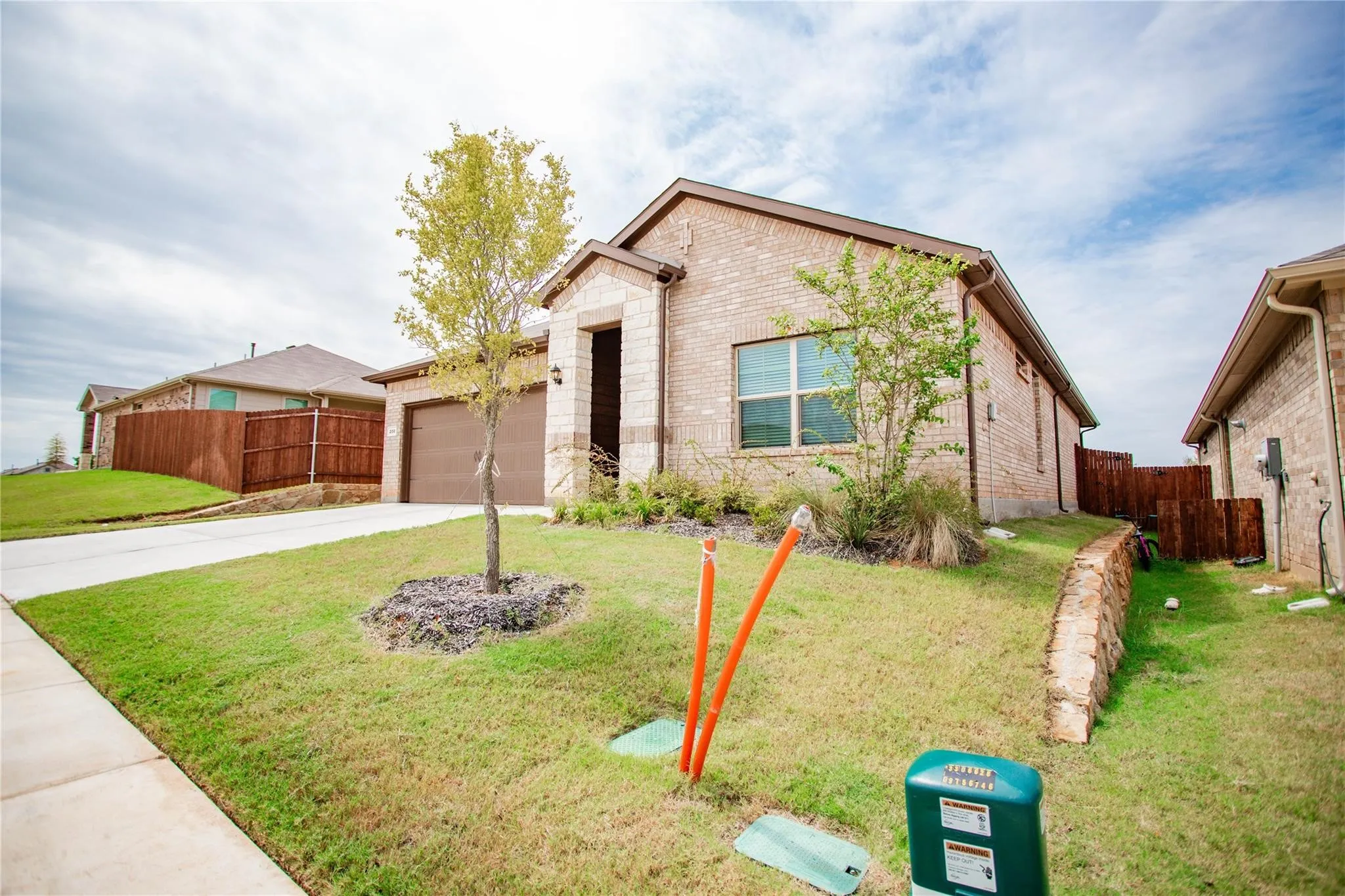 Single Family Residence For Rent in Wise County , 200 Lantana Trail, Boyd, Texas 76023, 4 Bedroom, 2 Bathroom, 2 Garage spaces, 1,838 Sqft, built in 2024, mls#21385326, Real Estate Agent in Boyd, Homes For Rent in Wise county, Homes For Rent in Boyd, Realtor in Boyd Texas, Real Estate Brokerage Independent Realty Texas, Luminita Cordes Realtor