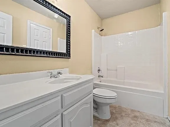Single Family Residence For Sale in Tarrant County , 5204 Teton Trail, Fort Worth, Texas 76137, 4 Bedroom, 4 Bathroom, 2 Garage spaces, 3,334 Sqft, built in 1996, mls#21383460, Real Estate Agent in Fort Worth, Homes For Sale in Tarrant county, Homes For Sale in Fort Worth, Realtor in Fort Worth Texas, Real Estate Brokerage Independent Realty Texas, Luminita Cordes Realtor