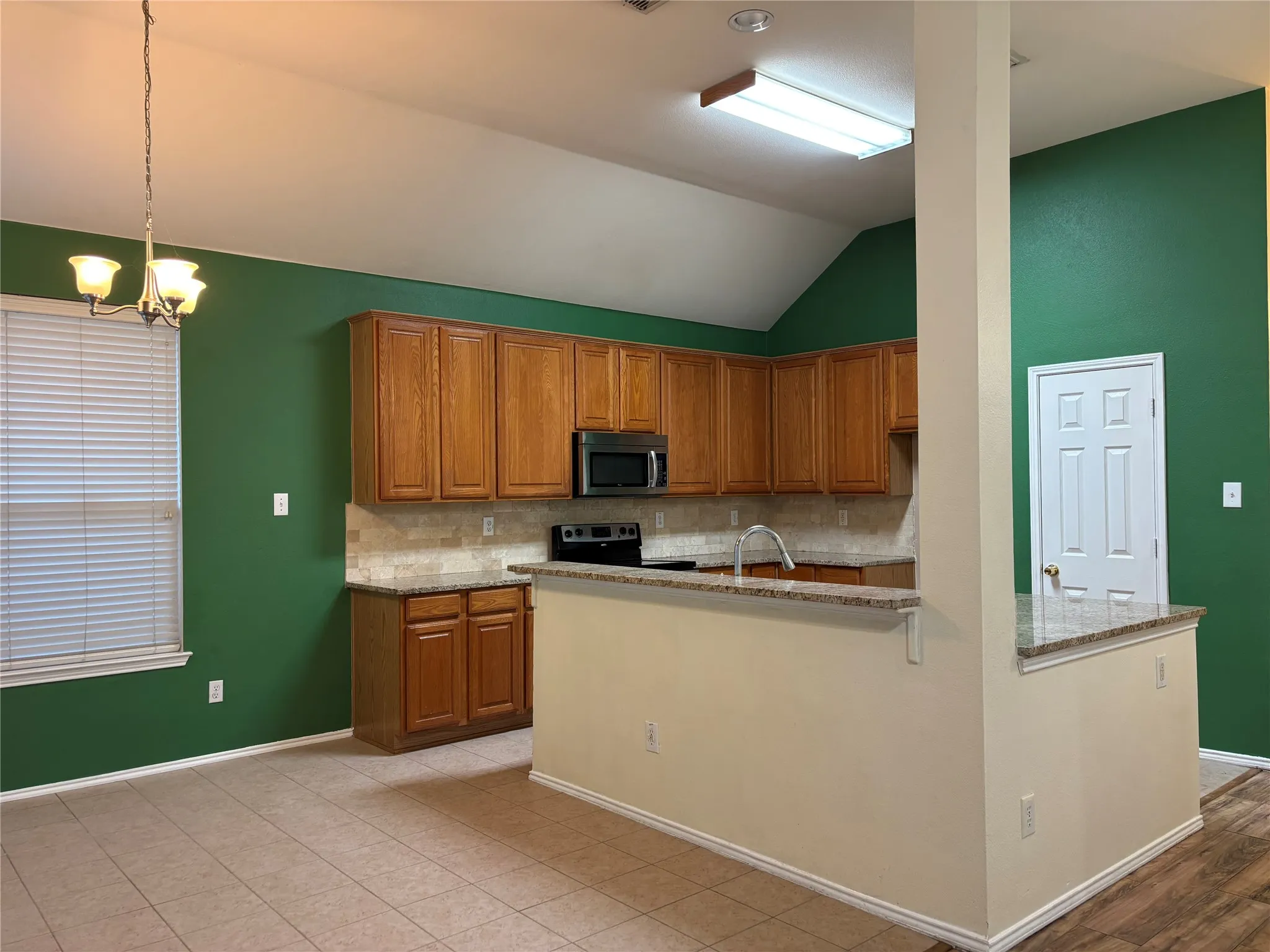 Single Family Residence For Rent in Collin County , 1002 Annalea Brook Drive, Allen, Texas 75002, 4 Bedroom, 2 Bathroom, 2 Garage spaces, 1,820 Sqft, built in 2002, mls#21381448, Real Estate Agent in Allen, Homes For Rent in Collin county, Homes For Rent in Allen, Realtor in Allen Texas, Real Estate Brokerage Independent Realty Texas, Luminita Cordes Realtor