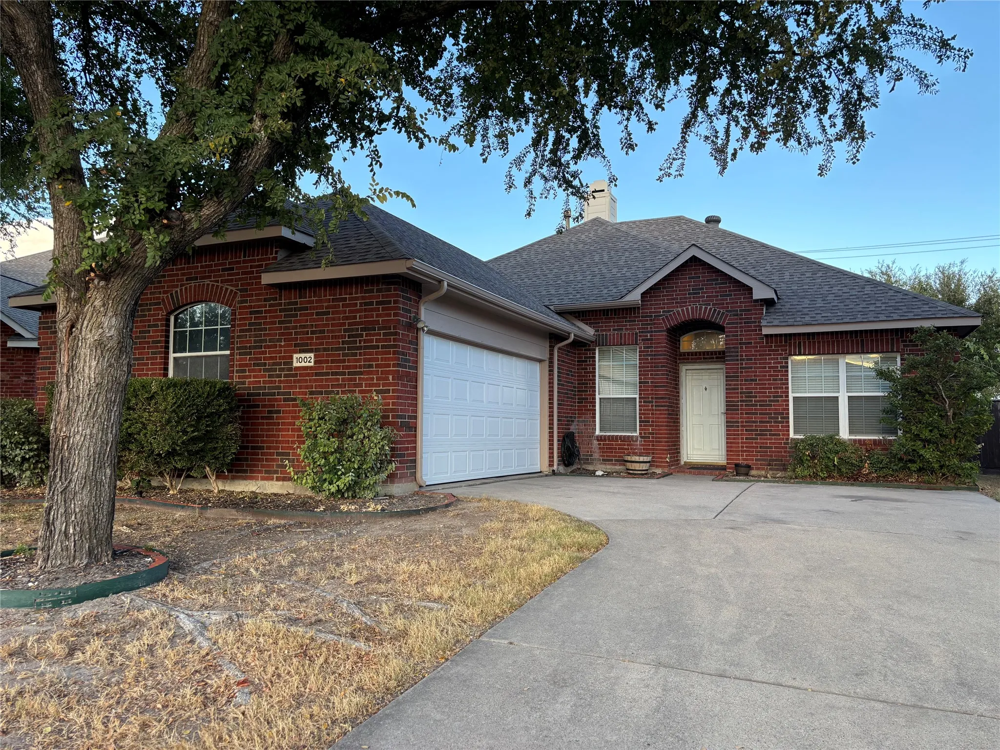 Single Family Residence For Rent in Collin County , 1002 Annalea Brook Drive, Allen, Texas 75002, 4 Bedroom, 2 Bathroom, 2 Garage spaces, 1,820 Sqft, built in 2002, mls#21381448, Real Estate Agent in Allen, Homes For Rent in Collin county, Homes For Rent in Allen, Realtor in Allen Texas, Real Estate Brokerage Independent Realty Texas, Luminita Cordes Realtor