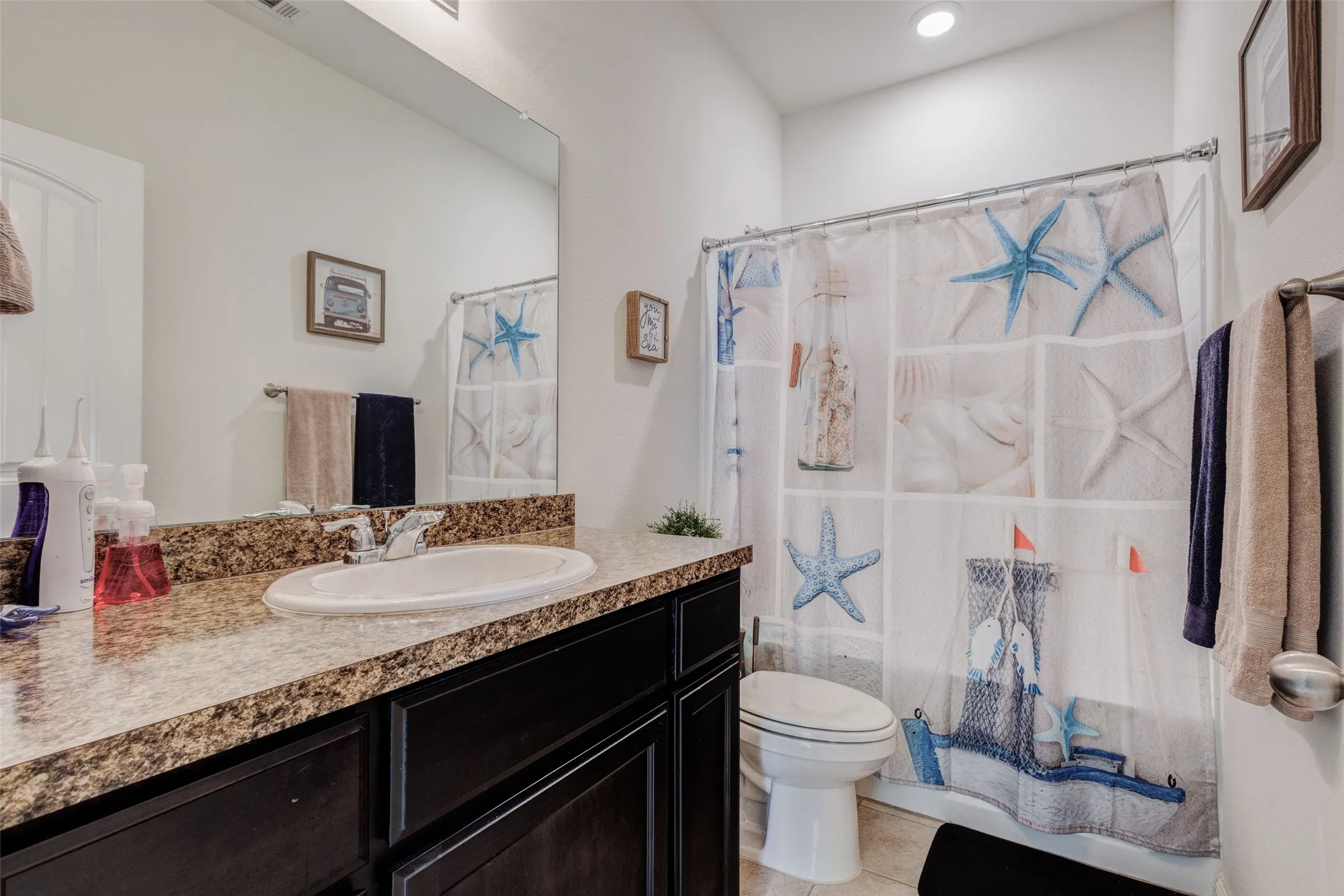 Single Family Residence For Rent in Tarrant County , 712 Gin Lake Trail, Fort Worth, Texas 76120, 4 Bedroom, 2 Bathroom, 2 Garage spaces, 1,565 Sqft, built in 2018, mls#21385340, Real Estate Agent in Fort Worth, Homes For Rent in Tarrant county, Homes For Rent in Fort Worth, Realtor in Fort Worth Texas, Real Estate Brokerage Independent Realty Texas, Luminita Cordes Realtor