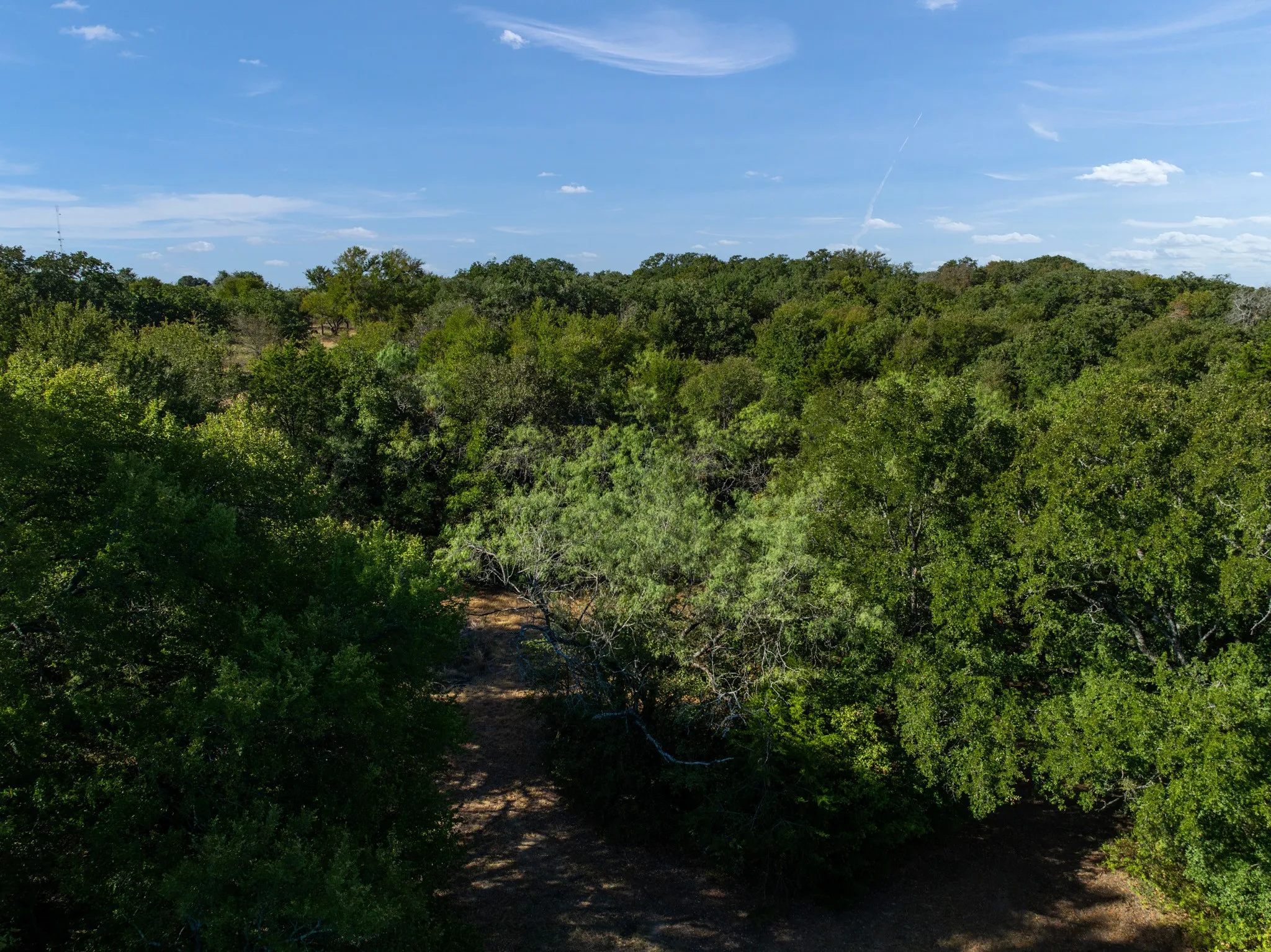 Single Family Residence For Sale in Hill County , 600 Hcr 1248, Whitney, Texas 76692, 4 Bedroom, 2 Bathroom, 2 Garage spaces, 2,241 Sqft, built in 2002, mls#21385315, Real Estate Agent in Whitney, Homes For Sale in Hill county, Homes For Sale in Whitney, Realtor in Whitney Texas, Real Estate Brokerage Independent Realty Texas, Luminita Cordes Realtor