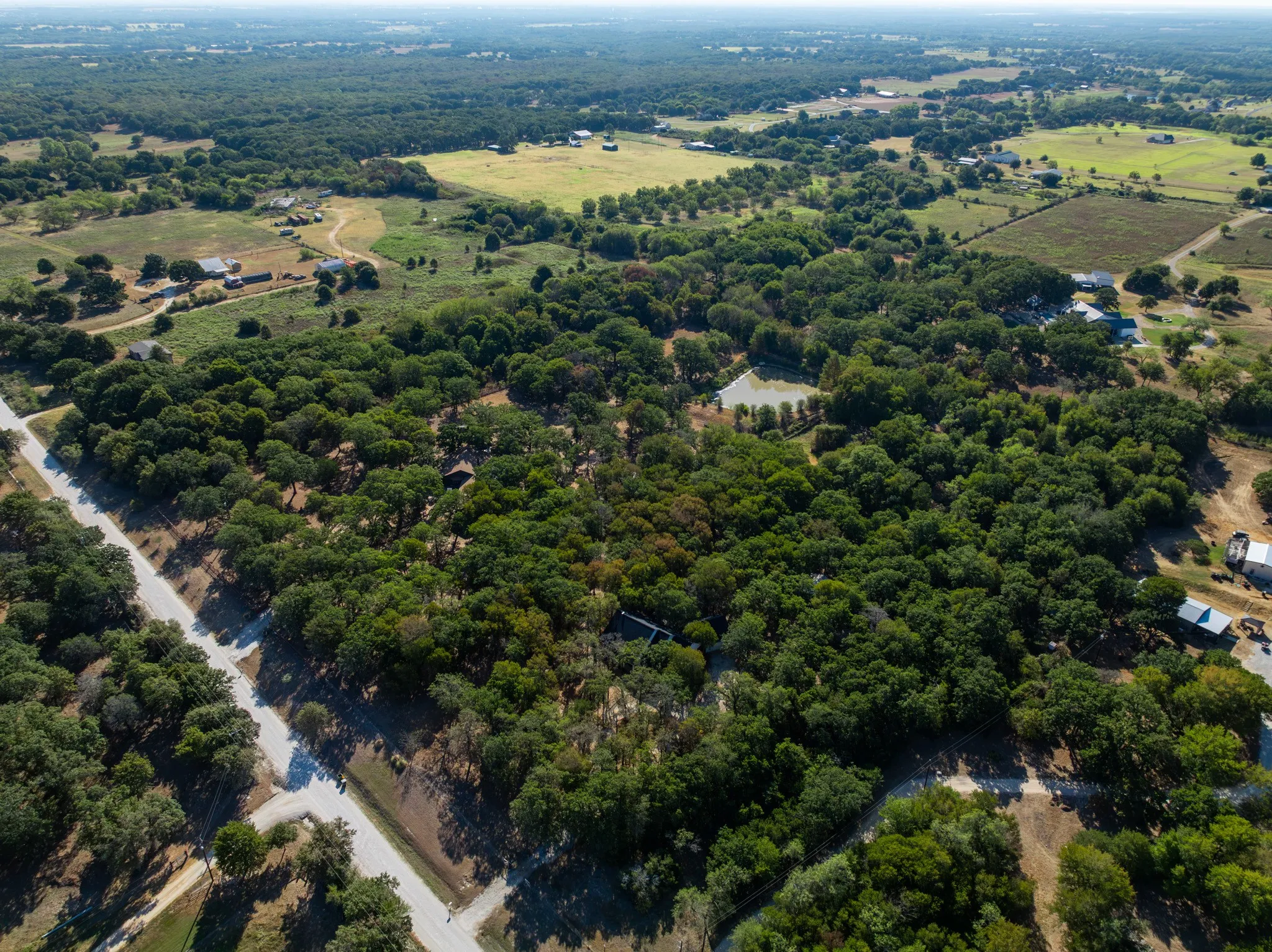 Single Family Residence For Sale in Hill County , 600 Hcr 1248, Whitney, Texas 76692, 4 Bedroom, 2 Bathroom, 2 Garage spaces, 2,241 Sqft, built in 2002, mls#21385315, Real Estate Agent in Whitney, Homes For Sale in Hill county, Homes For Sale in Whitney, Realtor in Whitney Texas, Real Estate Brokerage Independent Realty Texas, Luminita Cordes Realtor