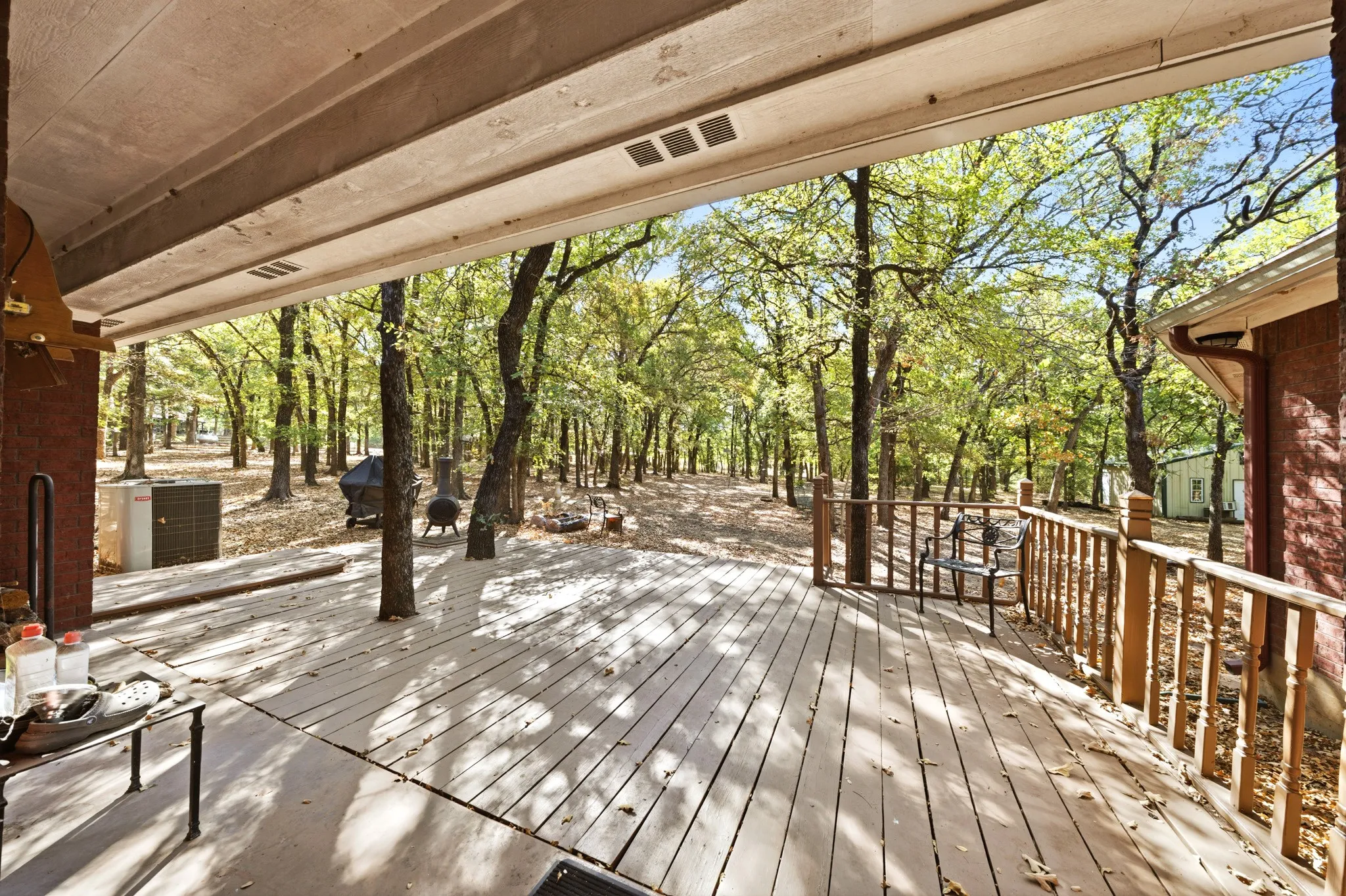 Single Family Residence For Sale in Hill County , 600 Hcr 1248, Whitney, Texas 76692, 4 Bedroom, 2 Bathroom, 2 Garage spaces, 2,241 Sqft, built in 2002, mls#21385315, Real Estate Agent in Whitney, Homes For Sale in Hill county, Homes For Sale in Whitney, Realtor in Whitney Texas, Real Estate Brokerage Independent Realty Texas, Luminita Cordes Realtor