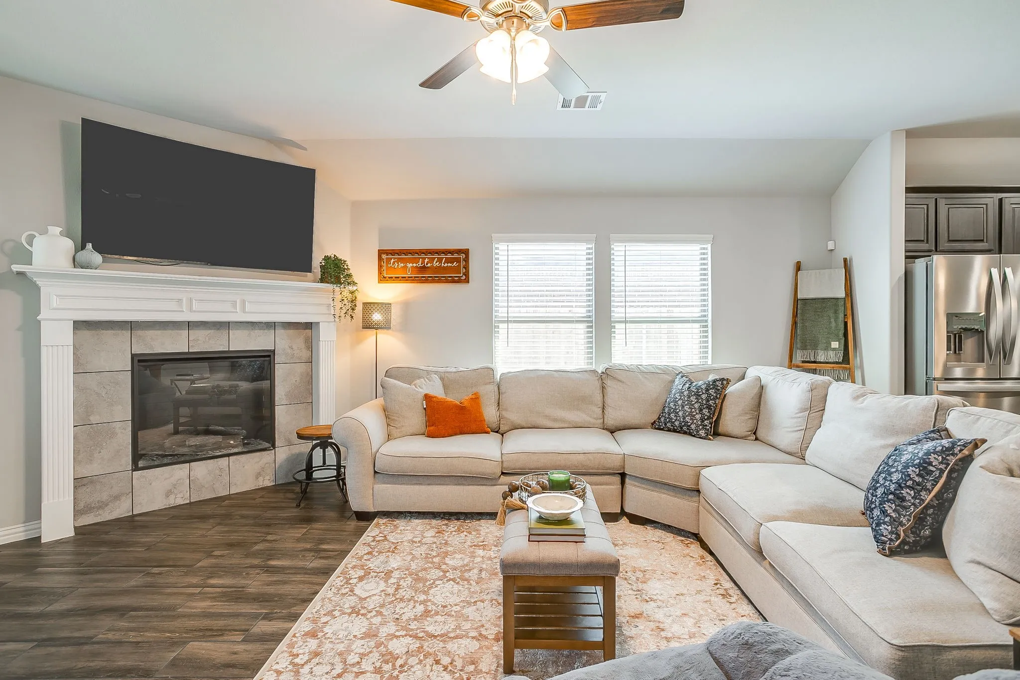 Single Family Residence For Sale in Parker County , 421 Escondido Street, Weatherford, Texas 76087, 3 Bedroom, 2 Bathroom, 2 Garage spaces, 1,917 Sqft, built in 2020, mls#21385363, Real Estate Agent in Weatherford, Homes For Sale in Parker county, Homes For Sale in Weatherford, Realtor in Weatherford Texas, Real Estate Brokerage Independent Realty Texas, Luminita Cordes Realtor