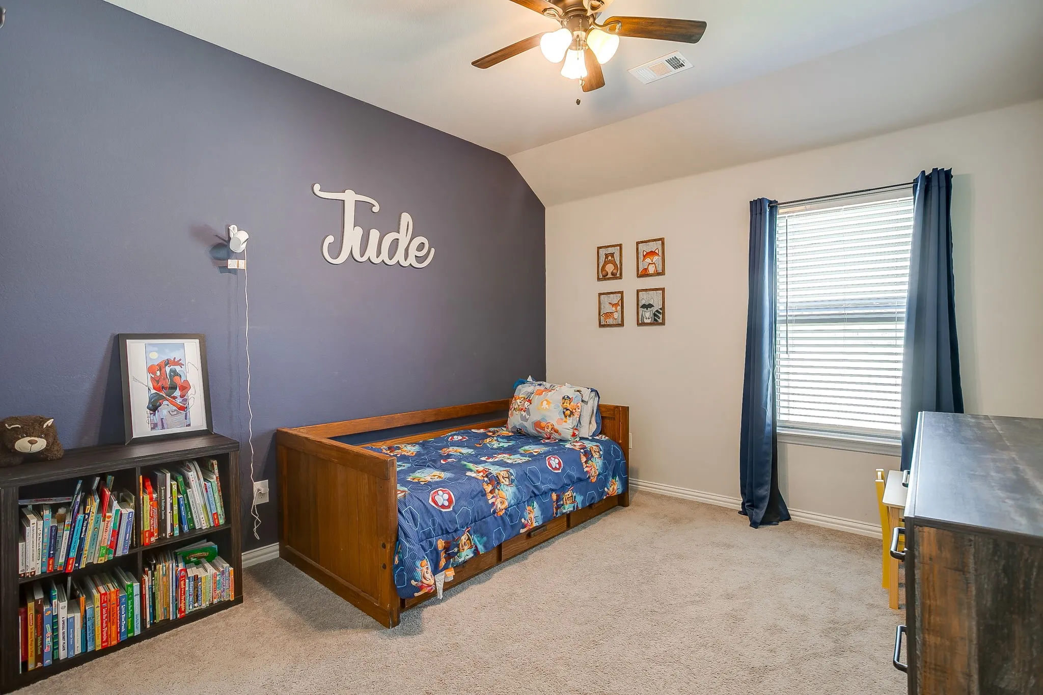 Single Family Residence For Sale in Parker County , 421 Escondido Street, Weatherford, Texas 76087, 3 Bedroom, 2 Bathroom, 2 Garage spaces, 1,917 Sqft, built in 2020, mls#21385363, Real Estate Agent in Weatherford, Homes For Sale in Parker county, Homes For Sale in Weatherford, Realtor in Weatherford Texas, Real Estate Brokerage Independent Realty Texas, Luminita Cordes Realtor