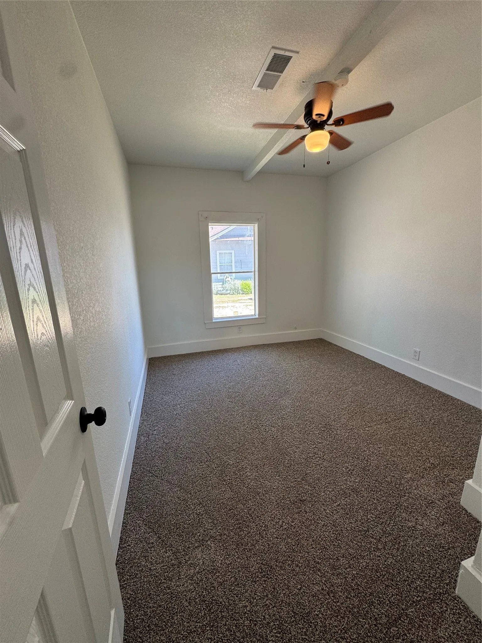 Single Family Residence For Sale in Johnson County , 204 W Westhill Drive, Cleburne, Texas 76033, 3 Bedroom, 2 Bathroom, Garage spaces, 1,040 Sqft, built in 1950, mls#21385375, Real Estate Agent in Cleburne, Homes For Sale in Johnson county, Homes For Sale in Cleburne, Realtor in Cleburne Texas, Real Estate Brokerage Independent Realty Texas, Luminita Cordes Realtor