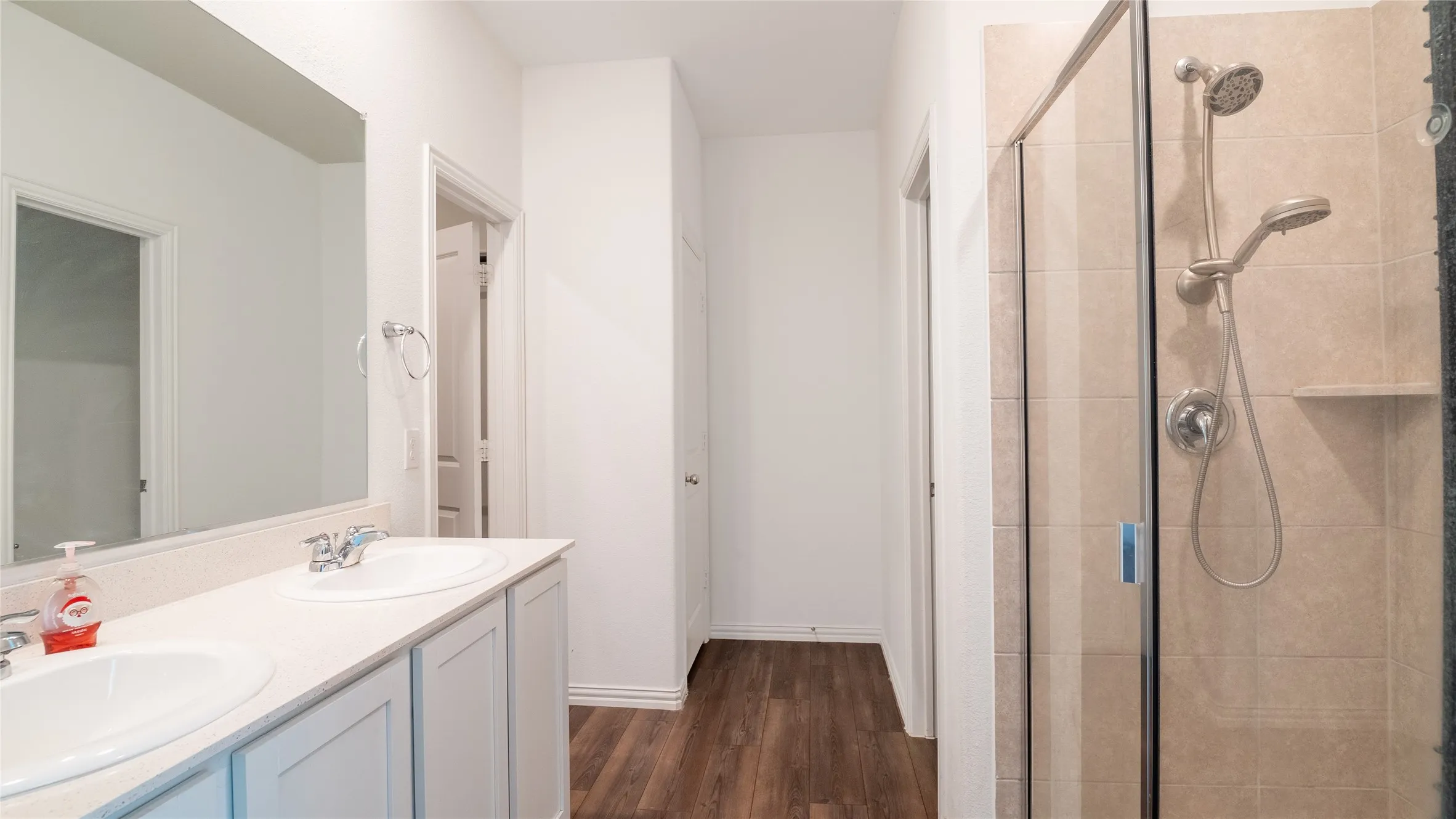 Single Family Residence For Sale in Tarrant County , 6932 Falconer Way, Fort Worth, Texas 76179, 4 Bedroom, 2 Bathroom, 2 Garage spaces, 1,998 Sqft, built in 2021, mls#21385380, Real Estate Agent in Fort Worth, Homes For Sale in Tarrant county, Homes For Sale in Fort Worth, Realtor in Fort Worth Texas, Real Estate Brokerage Independent Realty Texas, Luminita Cordes Realtor