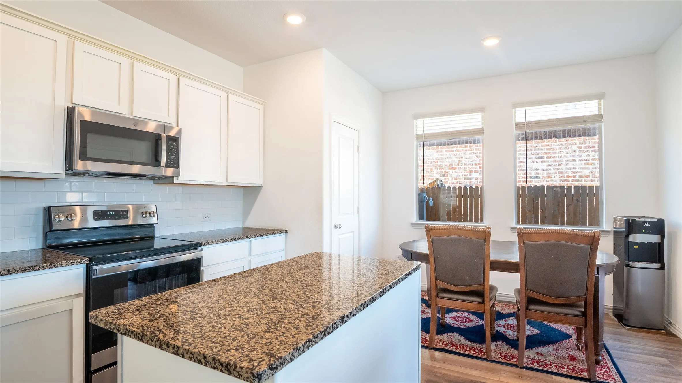 Single Family Residence For Sale in Tarrant County , 6932 Falconer Way, Fort Worth, Texas 76179, 4 Bedroom, 2 Bathroom, 2 Garage spaces, 1,998 Sqft, built in 2021, mls#21385380, Real Estate Agent in Fort Worth, Homes For Sale in Tarrant county, Homes For Sale in Fort Worth, Realtor in Fort Worth Texas, Real Estate Brokerage Independent Realty Texas, Luminita Cordes Realtor