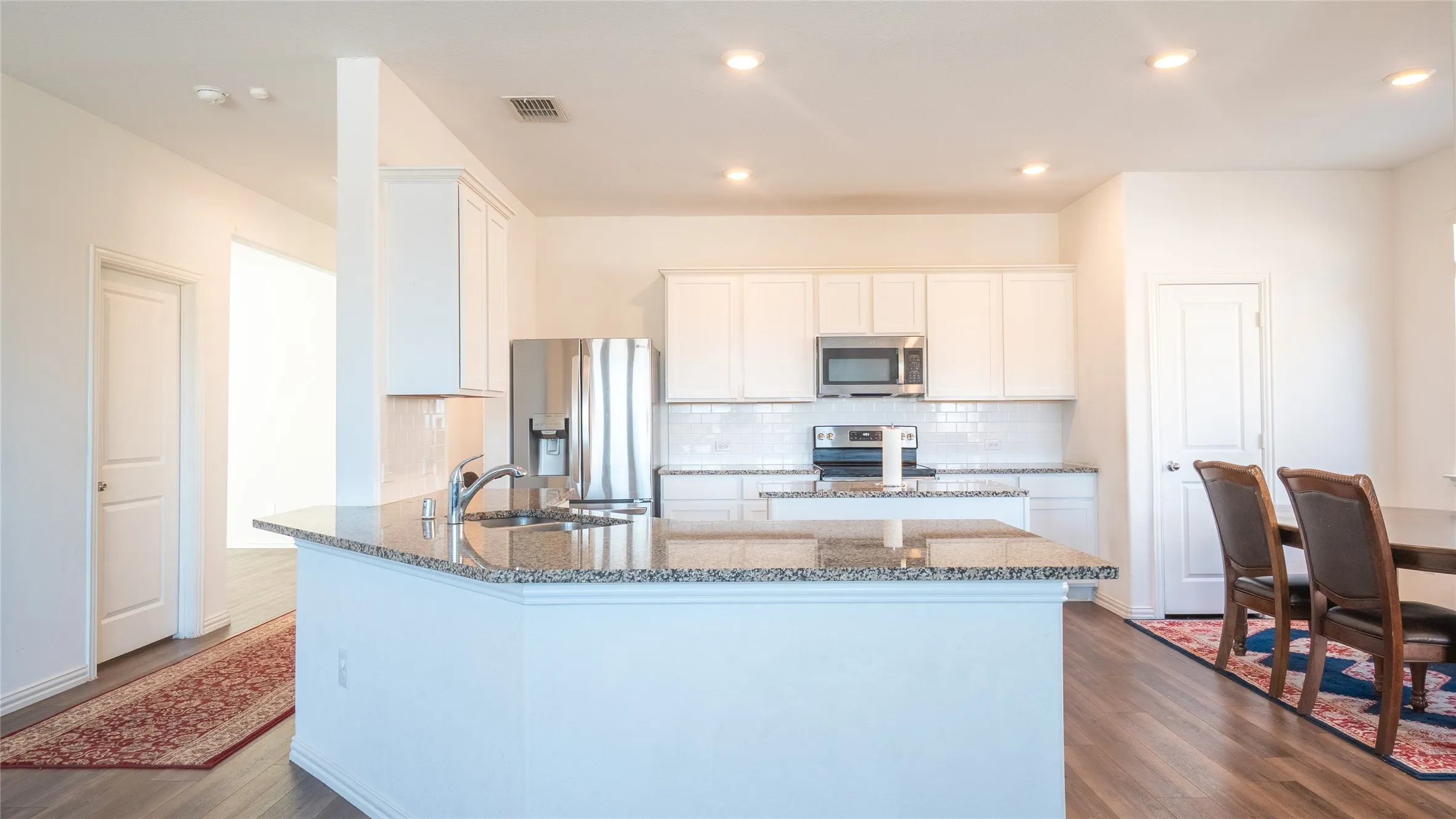 Single Family Residence For Sale in Tarrant County , 6932 Falconer Way, Fort Worth, Texas 76179, 4 Bedroom, 2 Bathroom, 2 Garage spaces, 1,998 Sqft, built in 2021, mls#21385380, Real Estate Agent in Fort Worth, Homes For Sale in Tarrant county, Homes For Sale in Fort Worth, Realtor in Fort Worth Texas, Real Estate Brokerage Independent Realty Texas, Luminita Cordes Realtor
