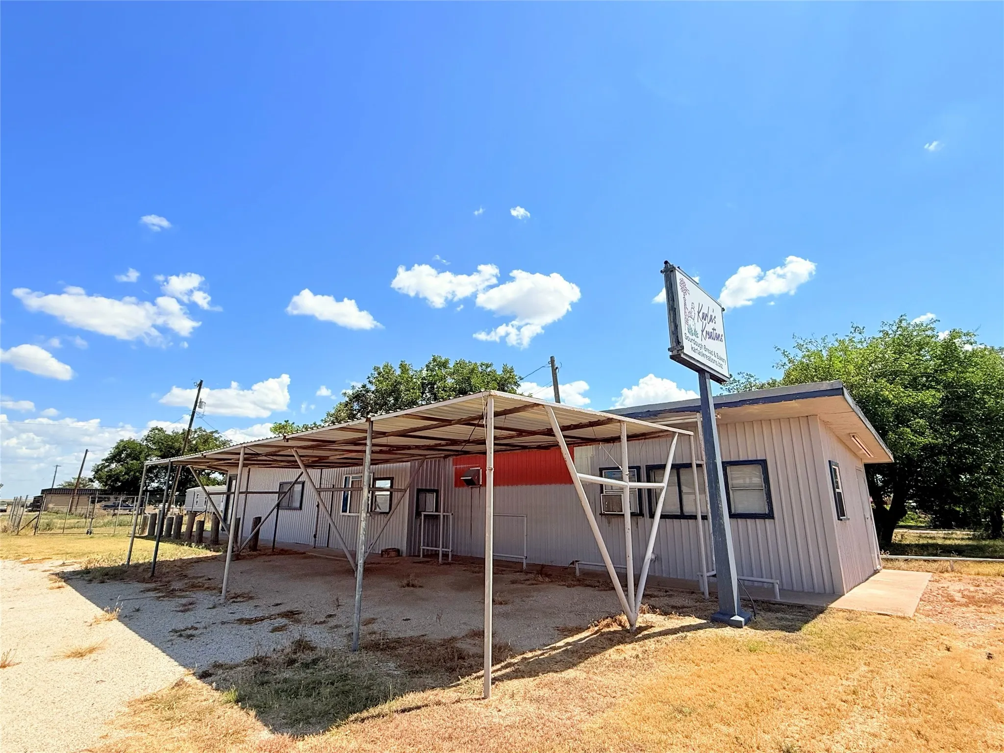 Business For Sale in Runnels County , 7741 E Hwy 153, Winters, Texas 79567, 0, 0, Garage spaces, 0 Sqft, built in 1965, mls#21385382, Real Estate Agent in Winters, Homes For Sale in Runnels county, Homes For Sale in Winters, Realtor in Winters Texas, Real Estate Brokerage Independent Realty Texas, Luminita Cordes Realtor