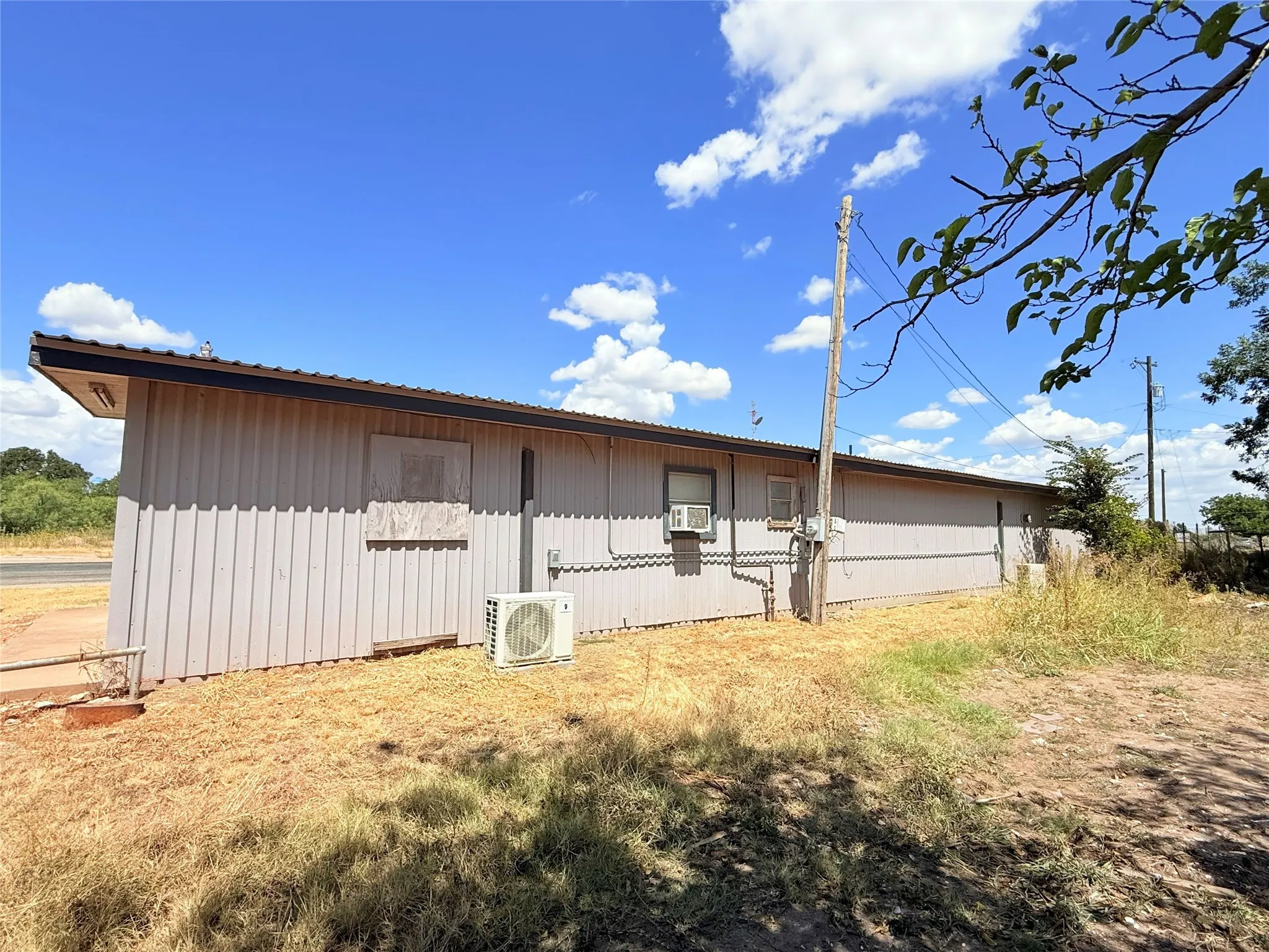 Business For Sale in Runnels County , 7741 E Hwy 153, Winters, Texas 79567, 0, 0, Garage spaces, 0 Sqft, built in 1965, mls#21385382, Real Estate Agent in Winters, Homes For Sale in Runnels county, Homes For Sale in Winters, Realtor in Winters Texas, Real Estate Brokerage Independent Realty Texas, Luminita Cordes Realtor