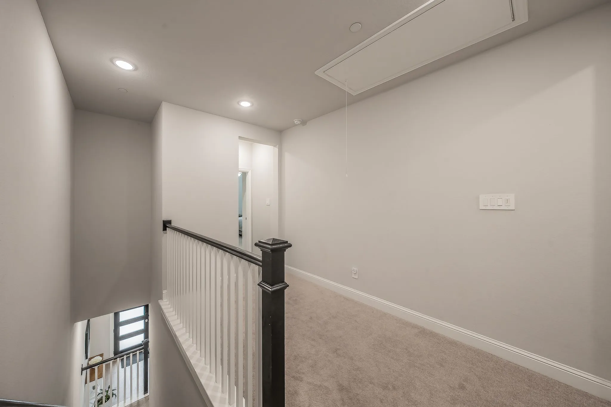 Townhouse For Rent in Dallas County , 12933 Couture Drive, Farmers Branch, Texas 75234, 3 Bedroom, 3 Bathroom, 2 Garage spaces, 1,866 Sqft, built in 2022, mls#21385386, Real Estate Agent in Farmers Branch, Homes For Rent in Dallas county, Homes For Rent in Farmers Branch, Realtor in Farmers Branch Texas, Real Estate Brokerage Independent Realty Texas, Luminita Cordes Realtor