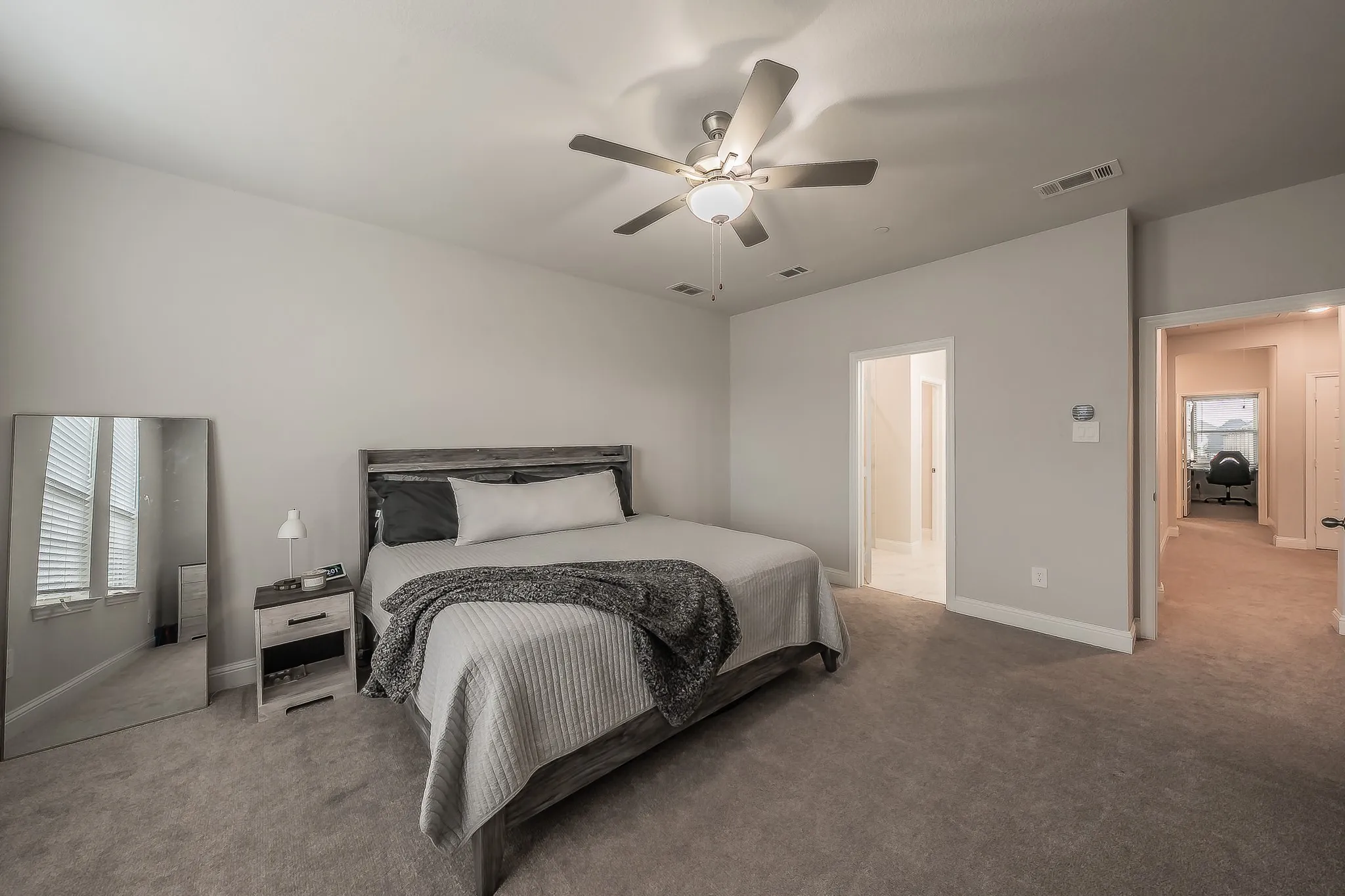 Townhouse For Rent in Dallas County , 12933 Couture Drive, Farmers Branch, Texas 75234, 3 Bedroom, 3 Bathroom, 2 Garage spaces, 1,866 Sqft, built in 2022, mls#21385386, Real Estate Agent in Farmers Branch, Homes For Rent in Dallas county, Homes For Rent in Farmers Branch, Realtor in Farmers Branch Texas, Real Estate Brokerage Independent Realty Texas, Luminita Cordes Realtor