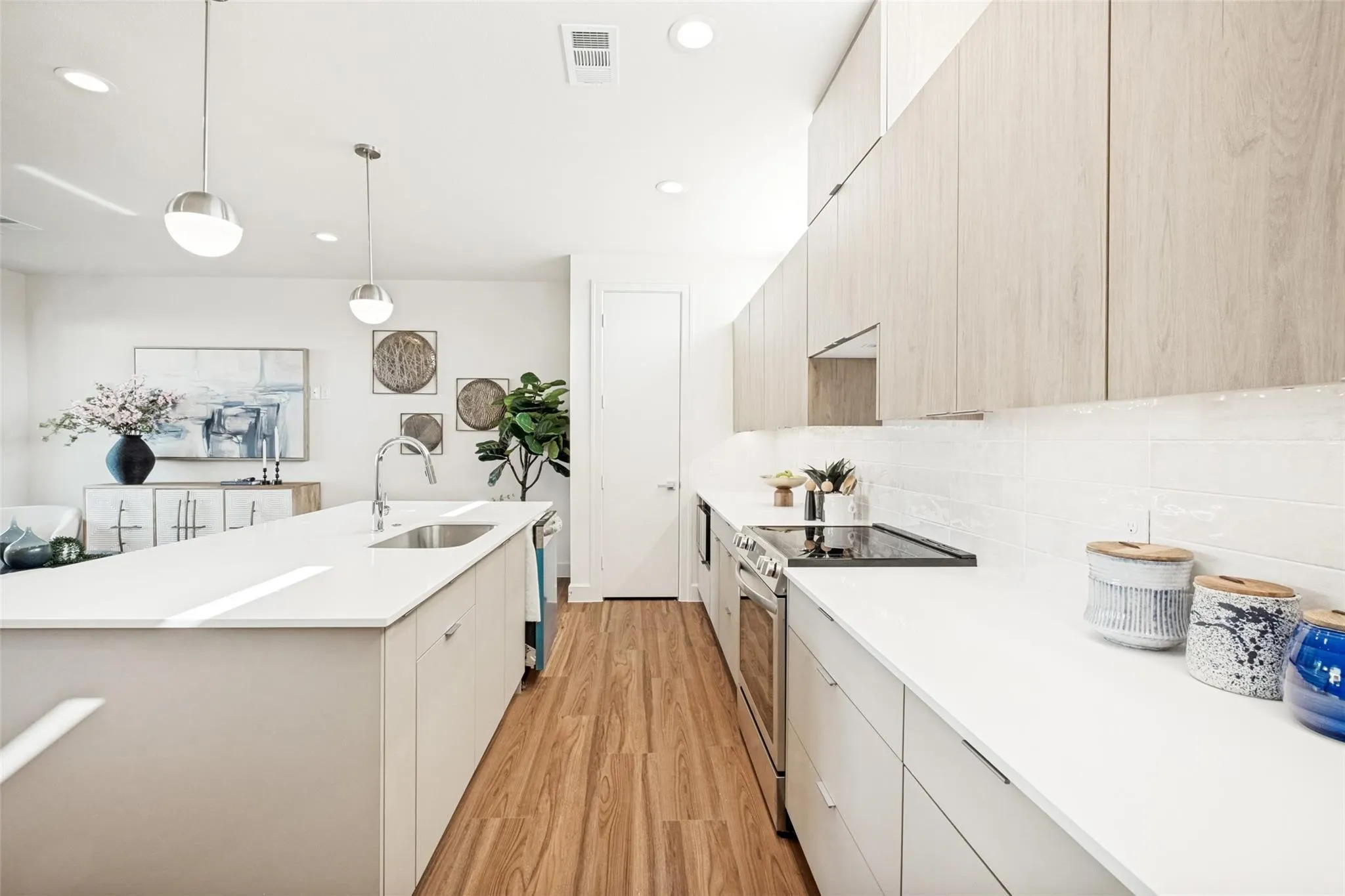 For Sale in Dallas County , 1311 Madrigall Parkway, Dallas, Texas 75206, 12 Bedroom, 12 Bathroom, 8 Garage spaces, 7,080 Sqft, built in 2026, mls#21385091, Real Estate Agent in Dallas, Homes For Sale in Dallas county, Homes For Sale in Dallas, Realtor in Dallas Texas, Real Estate Brokerage Independent Realty Texas, Luminita Cordes Realtor