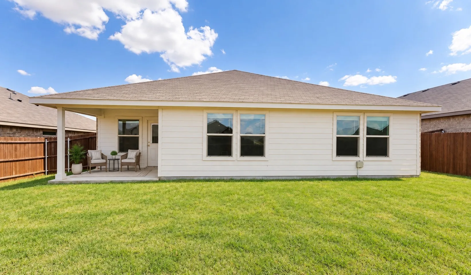 Single Family Residence For Sale in Tarrant County , 9441 Firedog Drive, Fort Worth, Texas 76131, 4 Bedroom, 2 Bathroom, 2 Garage spaces, 1,861 Sqft, built in 2023, mls#21385390, Real Estate Agent in Fort Worth, Homes For Sale in Tarrant county, Homes For Sale in Fort Worth, Realtor in Fort Worth Texas, Real Estate Brokerage Independent Realty Texas, Luminita Cordes Realtor