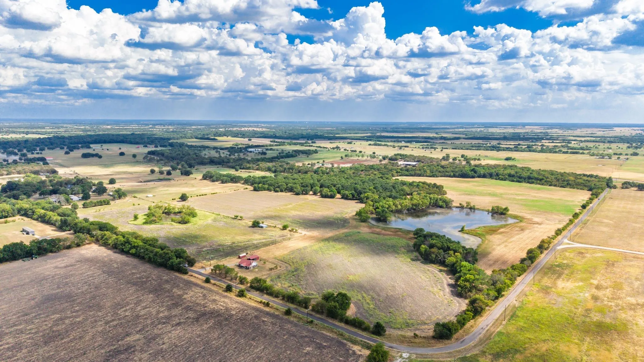 Farm For Sale in Hunt County , 7959 County Road 4823, Wolfe City, Texas 75496, 2 Bedroom, 2 Bathroom, Garage spaces, 1,200 Sqft, built in 2014, mls#21385401, Real Estate Agent in Wolfe City, Homes For Sale in Hunt county, Homes For Sale in Wolfe City, Realtor in Wolfe City Texas, Real Estate Brokerage Independent Realty Texas, Luminita Cordes Realtor