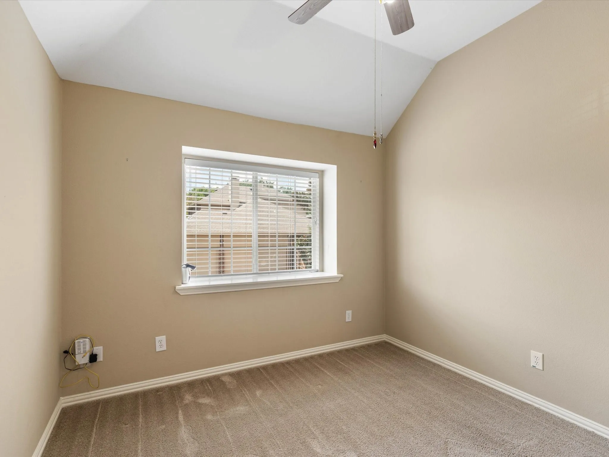 Single Family Residence For Rent in Collin County , 8129 Springmoss Drive, Plano, Texas 75025, 4 Bedroom, 3 Bathroom, 2 Garage spaces, 2,124 Sqft, built in 1997, mls#21385364, Real Estate Agent in Plano, Homes For Rent in Collin county, Homes For Rent in Plano, Realtor in Plano Texas, Real Estate Brokerage Independent Realty Texas, Luminita Cordes Realtor