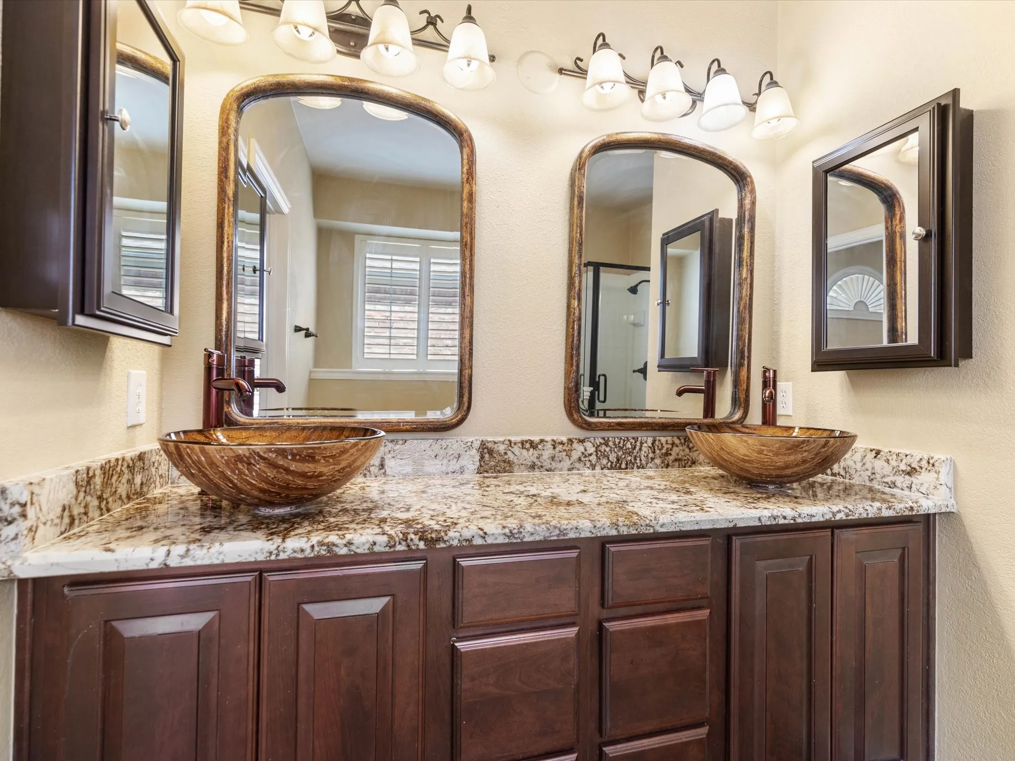 Single Family Residence For Rent in Collin County , 8129 Springmoss Drive, Plano, Texas 75025, 4 Bedroom, 3 Bathroom, 2 Garage spaces, 2,124 Sqft, built in 1997, mls#21385364, Real Estate Agent in Plano, Homes For Rent in Collin county, Homes For Rent in Plano, Realtor in Plano Texas, Real Estate Brokerage Independent Realty Texas, Luminita Cordes Realtor