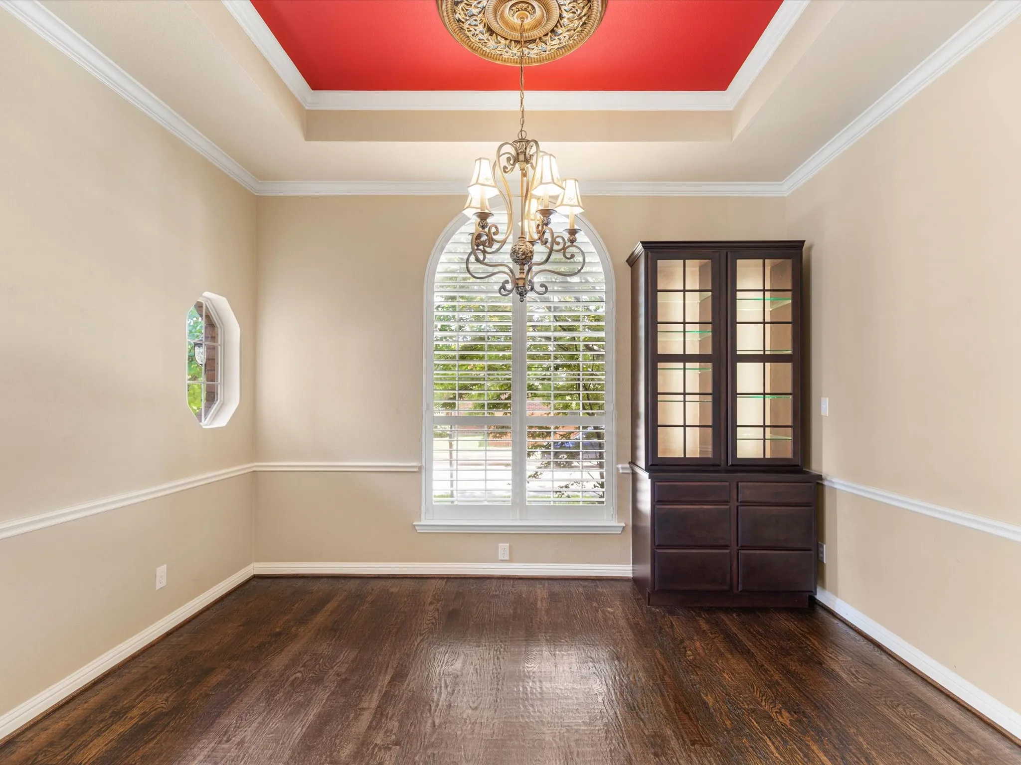 Single Family Residence For Rent in Collin County , 8129 Springmoss Drive, Plano, Texas 75025, 4 Bedroom, 3 Bathroom, 2 Garage spaces, 2,124 Sqft, built in 1997, mls#21385364, Real Estate Agent in Plano, Homes For Rent in Collin county, Homes For Rent in Plano, Realtor in Plano Texas, Real Estate Brokerage Independent Realty Texas, Luminita Cordes Realtor
