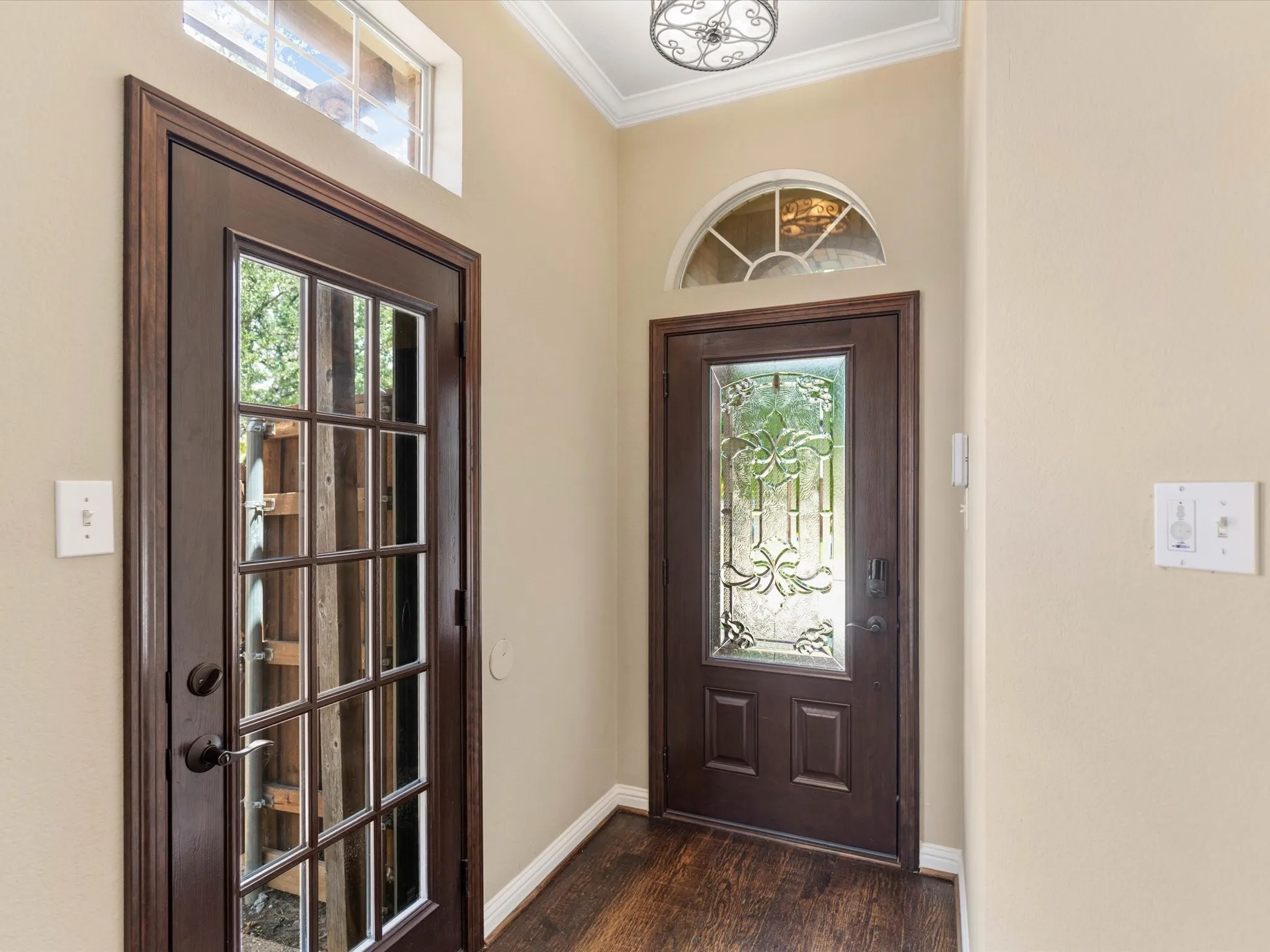 Single Family Residence For Rent in Collin County , 8129 Springmoss Drive, Plano, Texas 75025, 4 Bedroom, 3 Bathroom, 2 Garage spaces, 2,124 Sqft, built in 1997, mls#21385364, Real Estate Agent in Plano, Homes For Rent in Collin county, Homes For Rent in Plano, Realtor in Plano Texas, Real Estate Brokerage Independent Realty Texas, Luminita Cordes Realtor