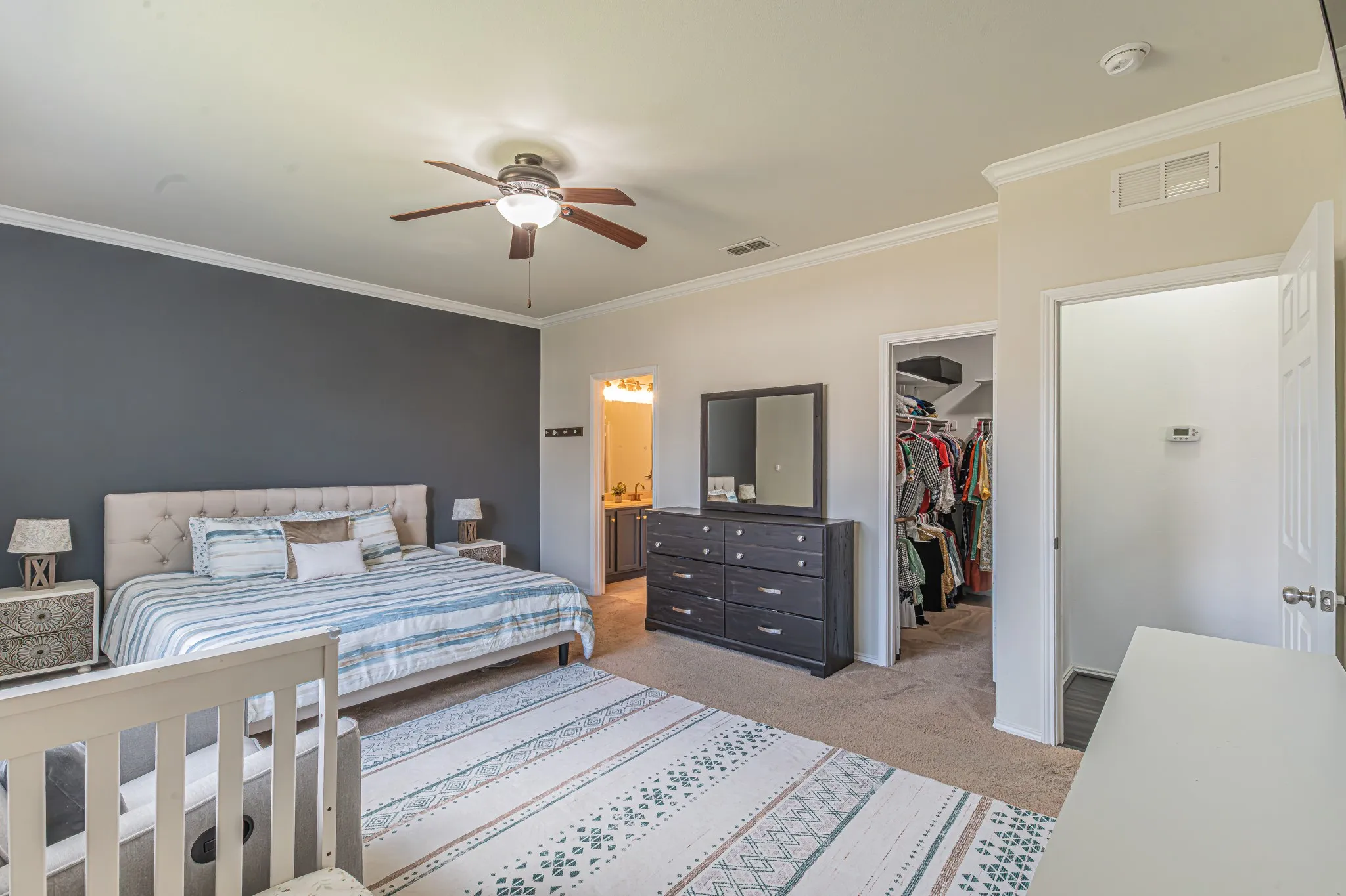 Single Family Residence For Sale in Tarrant County , 2429 Senepol Way, Fort Worth, Texas 76131, 3 Bedroom, 2 Bathroom, 2 Garage spaces, 2,152 Sqft, built in 2014, mls#21383510, Real Estate Agent in Fort Worth, Homes For Sale in Tarrant county, Homes For Sale in Fort Worth, Realtor in Fort Worth Texas, Real Estate Brokerage Independent Realty Texas, Luminita Cordes Realtor