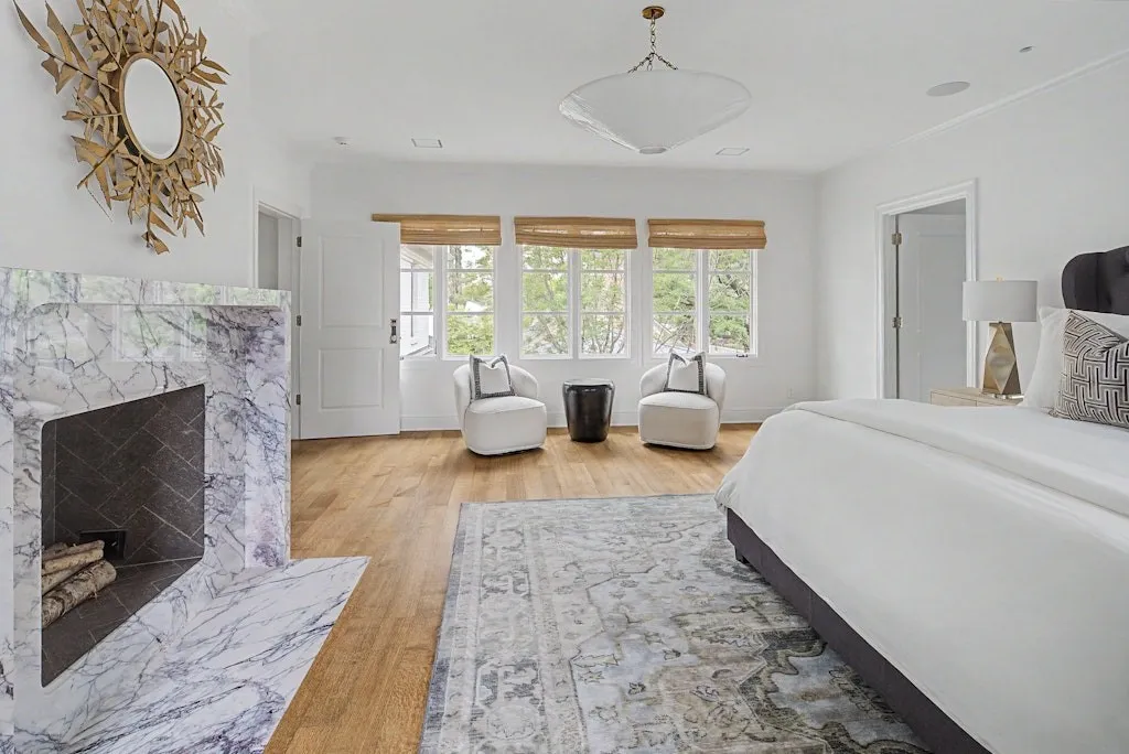 Single Family Residence For Sale in Dallas County , 4636 Belclaire Avenue, Highland Park, Texas 75209, 4 Bedroom, 6 Bathroom, 3 Garage spaces, 5,169 Sqft, built in 2007, mls#21380169, Real Estate Agent in Highland Park, Homes For Sale in Dallas county, Homes For Sale in Highland Park, Realtor in Highland Park Texas, Real Estate Brokerage Independent Realty Texas, Luminita Cordes Realtor