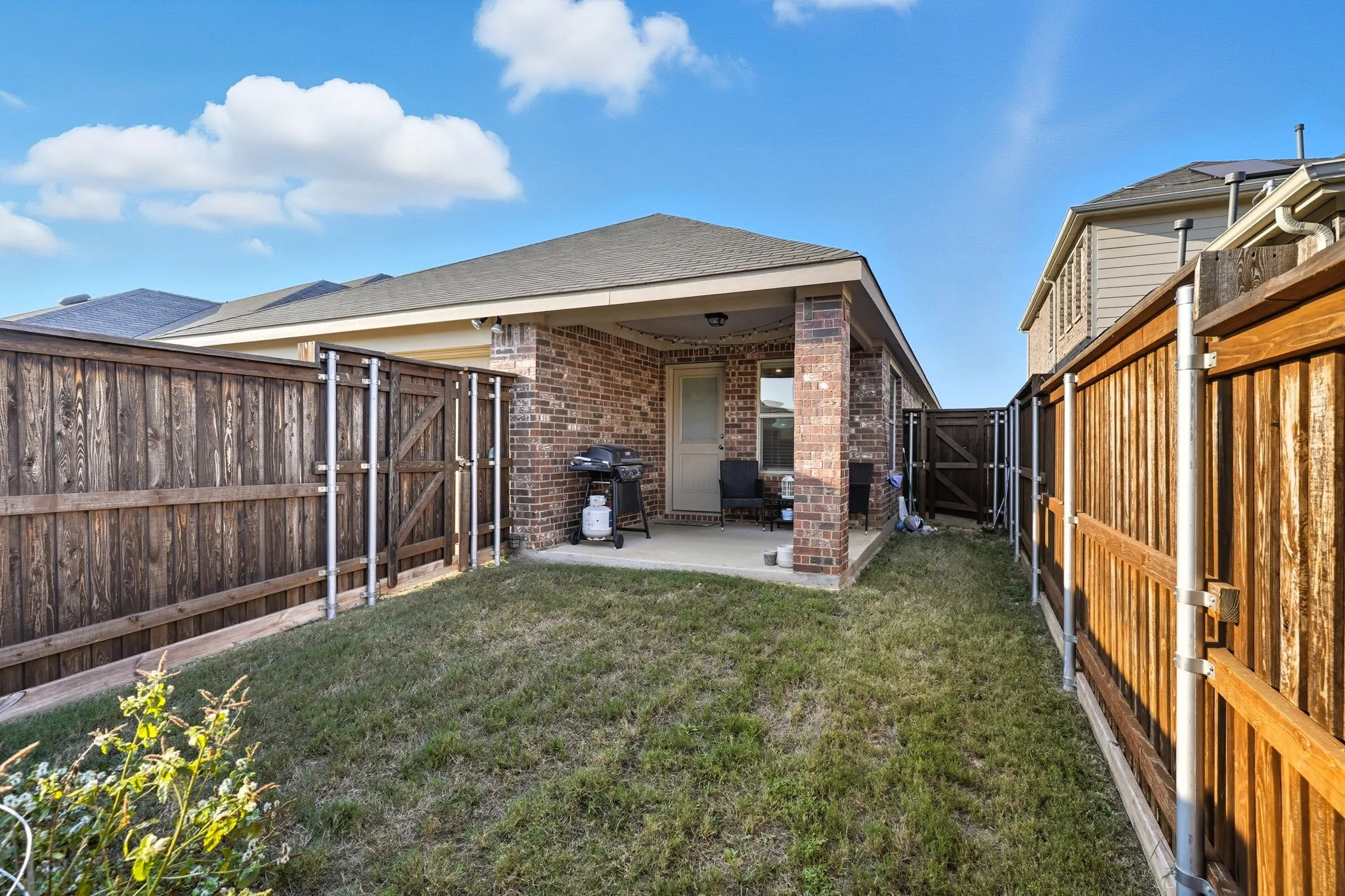 Single Family Residence For Sale in Denton County , 2264 Jasper Drive, Little Elm, Texas 76227, 4 Bedroom, 2 Bathroom, 2 Garage spaces, 1,577 Sqft, built in 2021, mls#21385412, Real Estate Agent in Little Elm, Homes For Sale in Denton county, Homes For Sale in Little Elm, Realtor in Little Elm Texas, Real Estate Brokerage Independent Realty Texas, Luminita Cordes Realtor