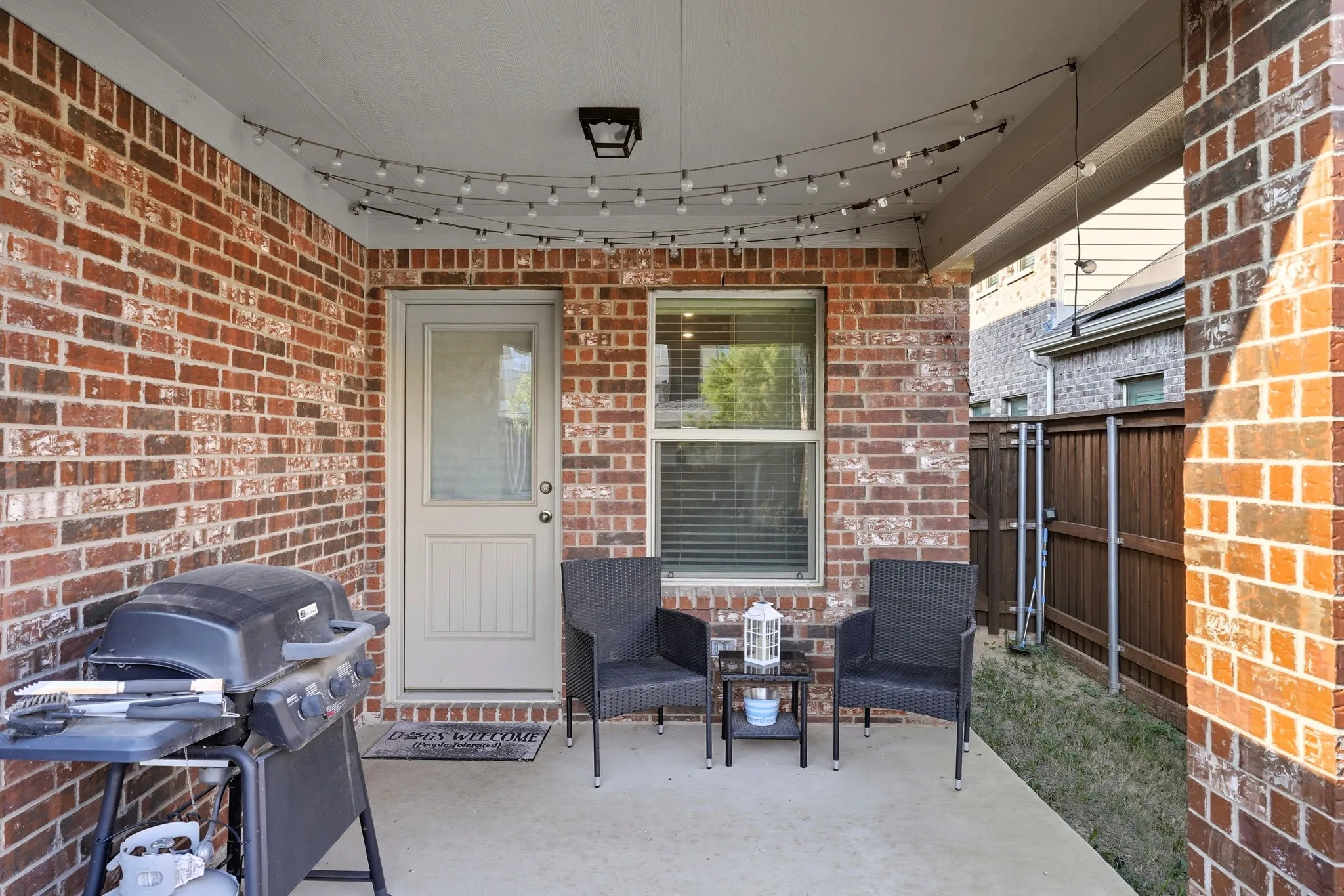 Single Family Residence For Sale in Denton County , 2264 Jasper Drive, Little Elm, Texas 76227, 4 Bedroom, 2 Bathroom, 2 Garage spaces, 1,577 Sqft, built in 2021, mls#21385412, Real Estate Agent in Little Elm, Homes For Sale in Denton county, Homes For Sale in Little Elm, Realtor in Little Elm Texas, Real Estate Brokerage Independent Realty Texas, Luminita Cordes Realtor