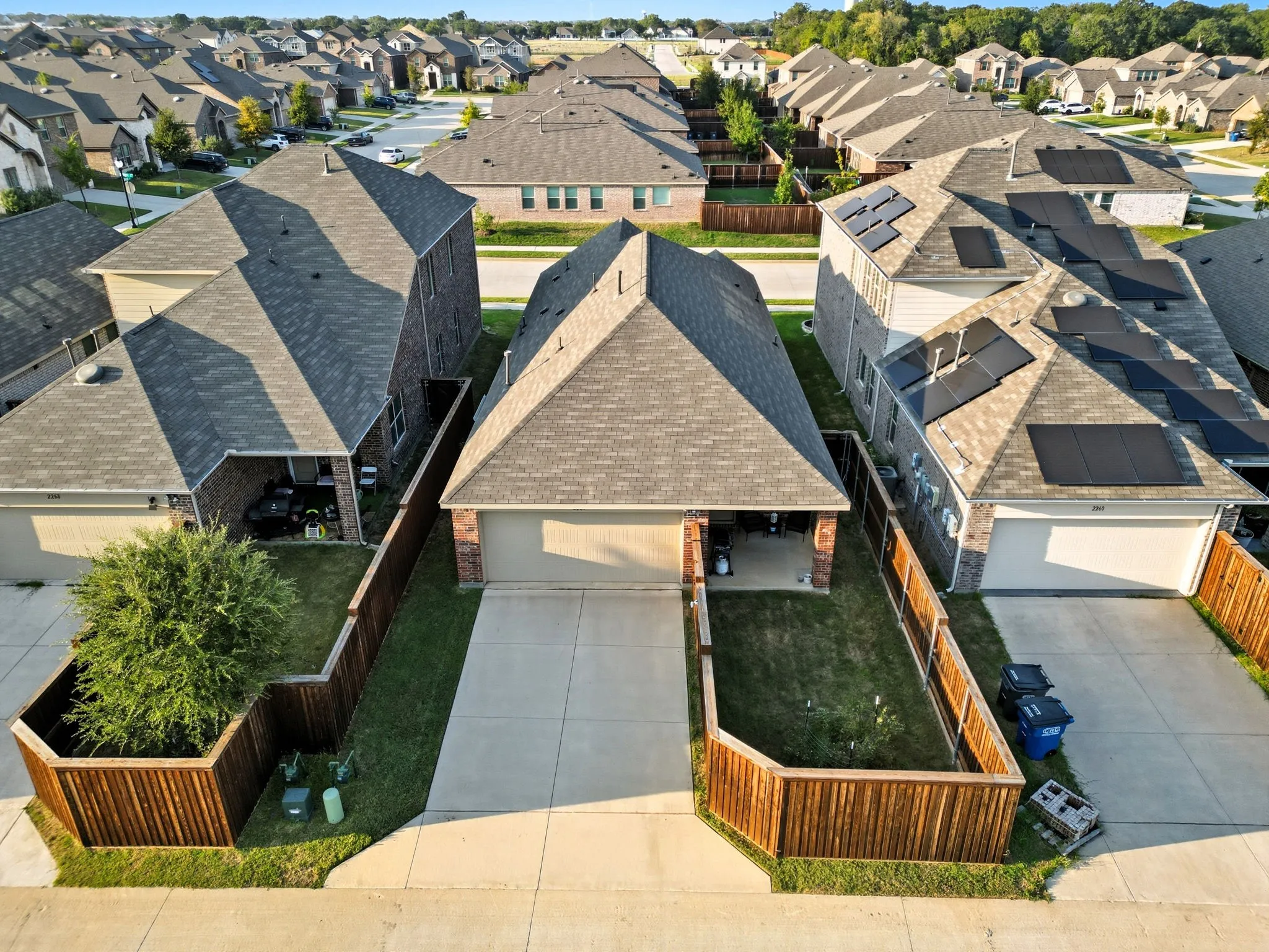 Single Family Residence For Sale in Denton County , 2264 Jasper Drive, Little Elm, Texas 76227, 4 Bedroom, 2 Bathroom, 2 Garage spaces, 1,577 Sqft, built in 2021, mls#21385412, Real Estate Agent in Little Elm, Homes For Sale in Denton county, Homes For Sale in Little Elm, Realtor in Little Elm Texas, Real Estate Brokerage Independent Realty Texas, Luminita Cordes Realtor