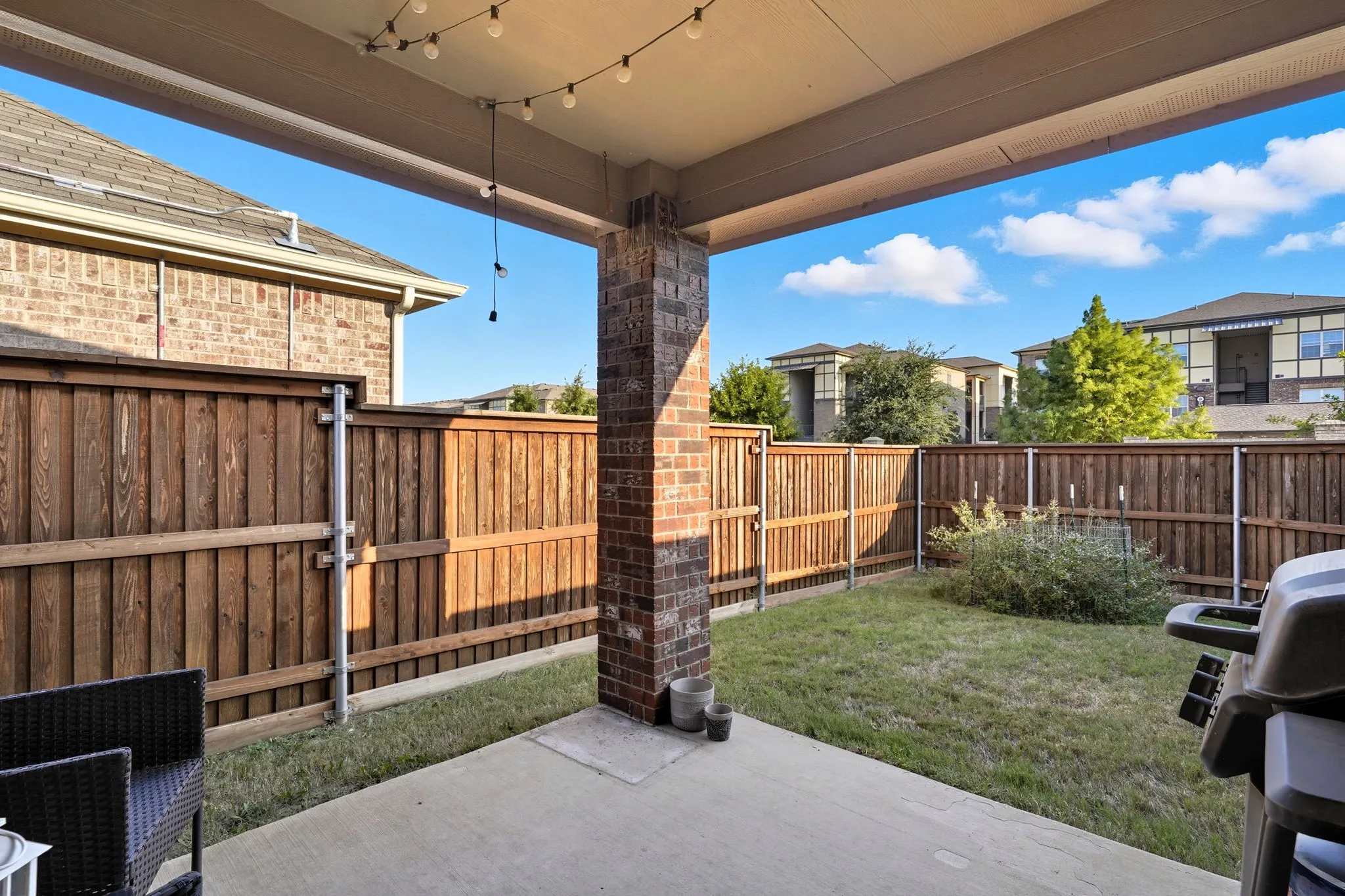 Single Family Residence For Sale in Denton County , 2264 Jasper Drive, Little Elm, Texas 76227, 4 Bedroom, 2 Bathroom, 2 Garage spaces, 1,577 Sqft, built in 2021, mls#21385412, Real Estate Agent in Little Elm, Homes For Sale in Denton county, Homes For Sale in Little Elm, Realtor in Little Elm Texas, Real Estate Brokerage Independent Realty Texas, Luminita Cordes Realtor