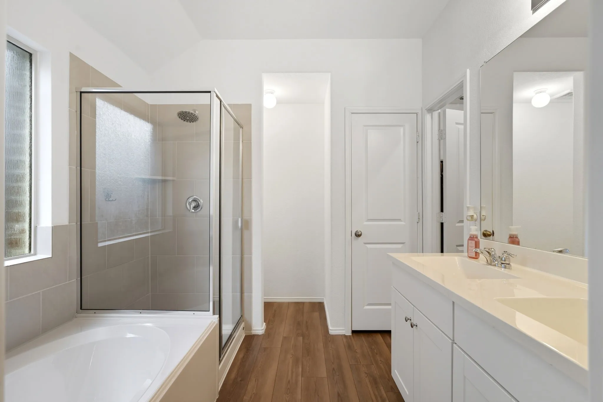 Single Family Residence For Sale in Denton County , 2264 Jasper Drive, Little Elm, Texas 76227, 4 Bedroom, 2 Bathroom, 2 Garage spaces, 1,577 Sqft, built in 2021, mls#21385412, Real Estate Agent in Little Elm, Homes For Sale in Denton county, Homes For Sale in Little Elm, Realtor in Little Elm Texas, Real Estate Brokerage Independent Realty Texas, Luminita Cordes Realtor