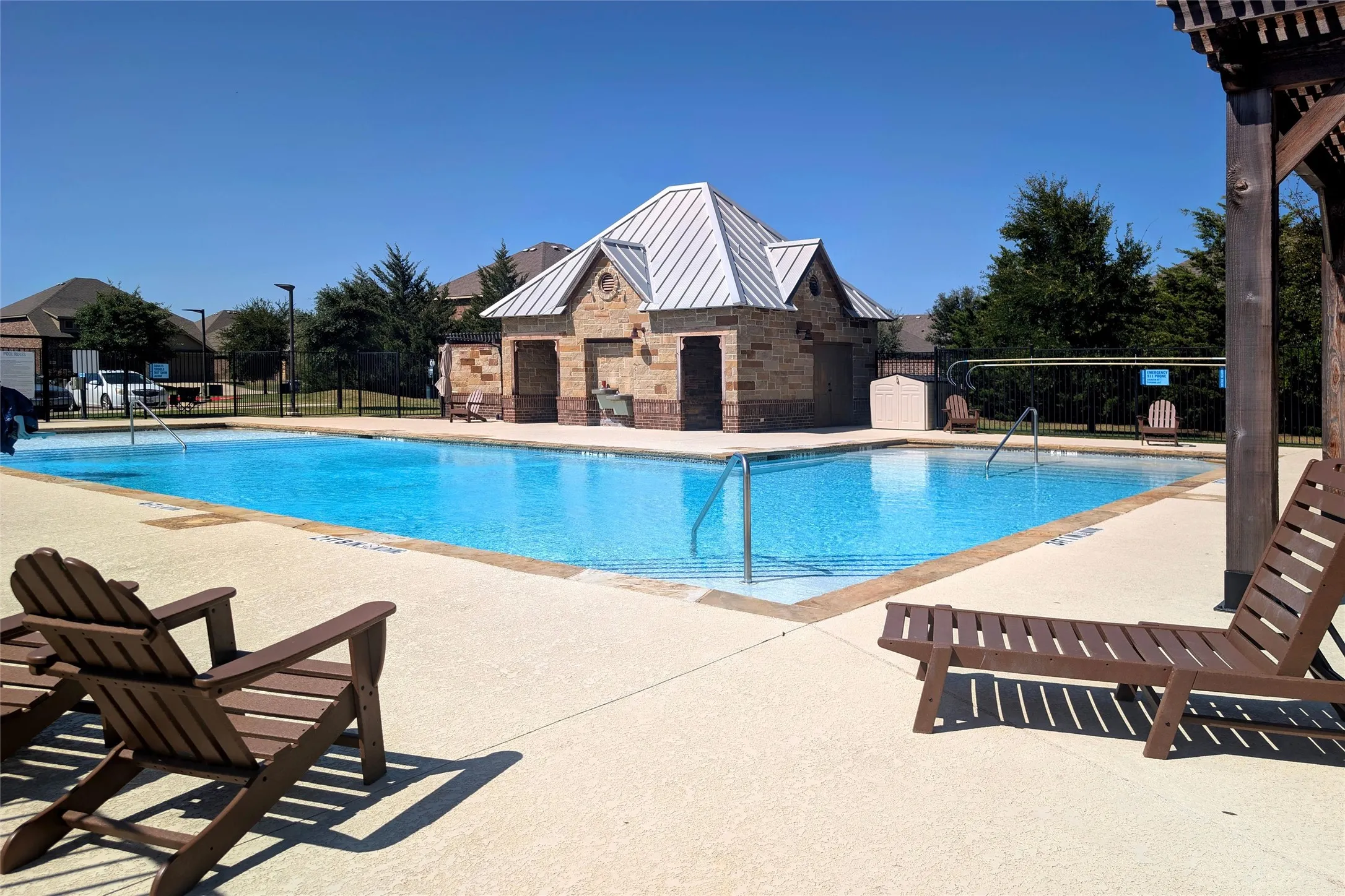 Single Family Residence For Rent in Kaufman County , 1060 Sadie Street, Forney, Texas 75126, 4 Bedroom, 2 Bathroom, 2 Garage spaces, 2,000 Sqft, built in 2018, mls#21380855, Real Estate Agent in Forney, Homes For Rent in Kaufman county, Homes For Rent in Forney, Realtor in Forney Texas, Real Estate Brokerage Independent Realty Texas, Luminita Cordes Realtor