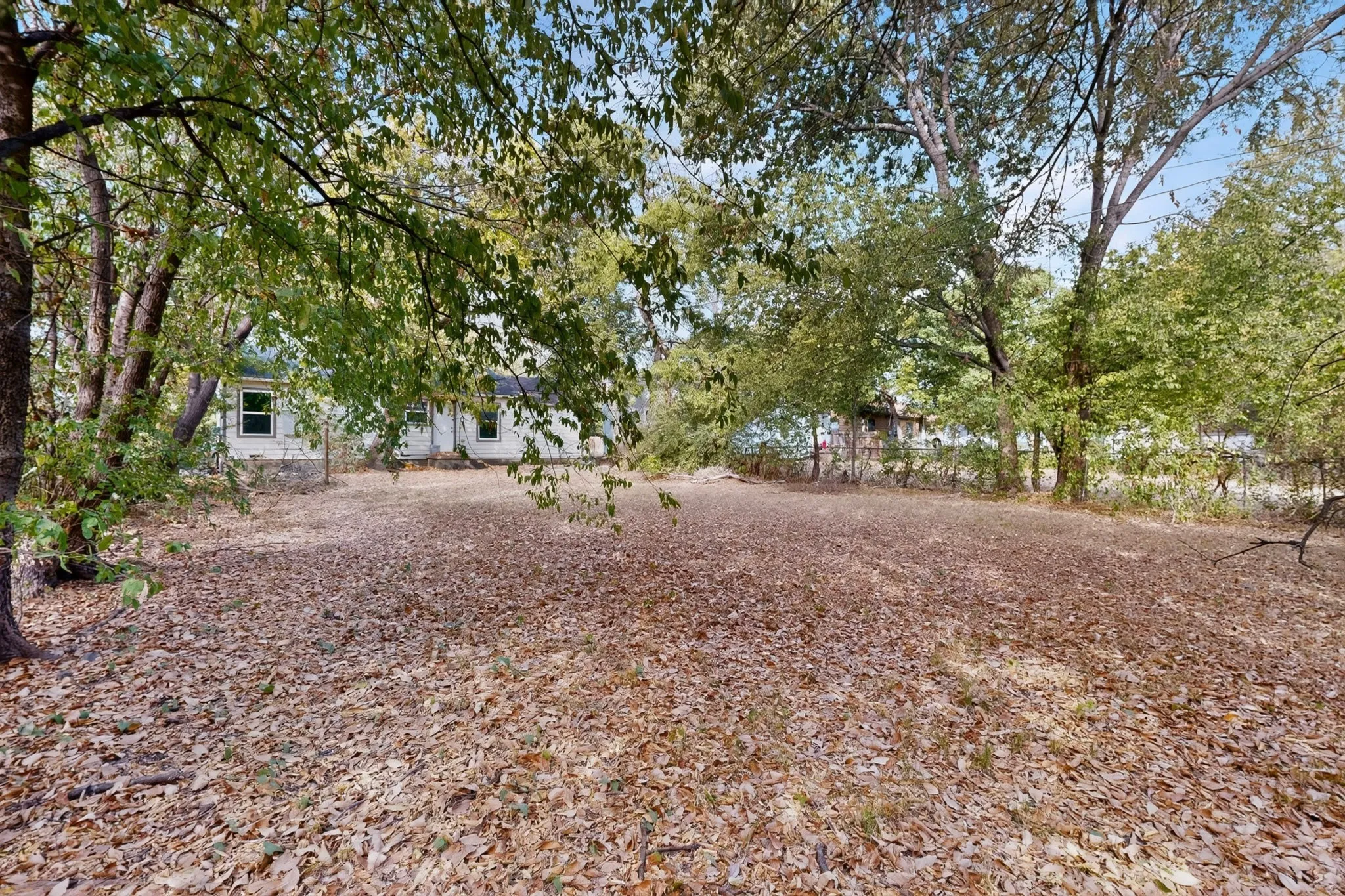 Single Family Residence For Sale in Dallas County , 4424 Tacoma Street, Dallas, Texas 75216, 3 Bedroom, 1 Bathroom, Garage spaces, 1,048 Sqft, built in 1951, mls#21385413, Real Estate Agent in Dallas, Homes For Sale in Dallas county, Homes For Sale in Dallas, Realtor in Dallas Texas, Real Estate Brokerage Independent Realty Texas, Luminita Cordes Realtor