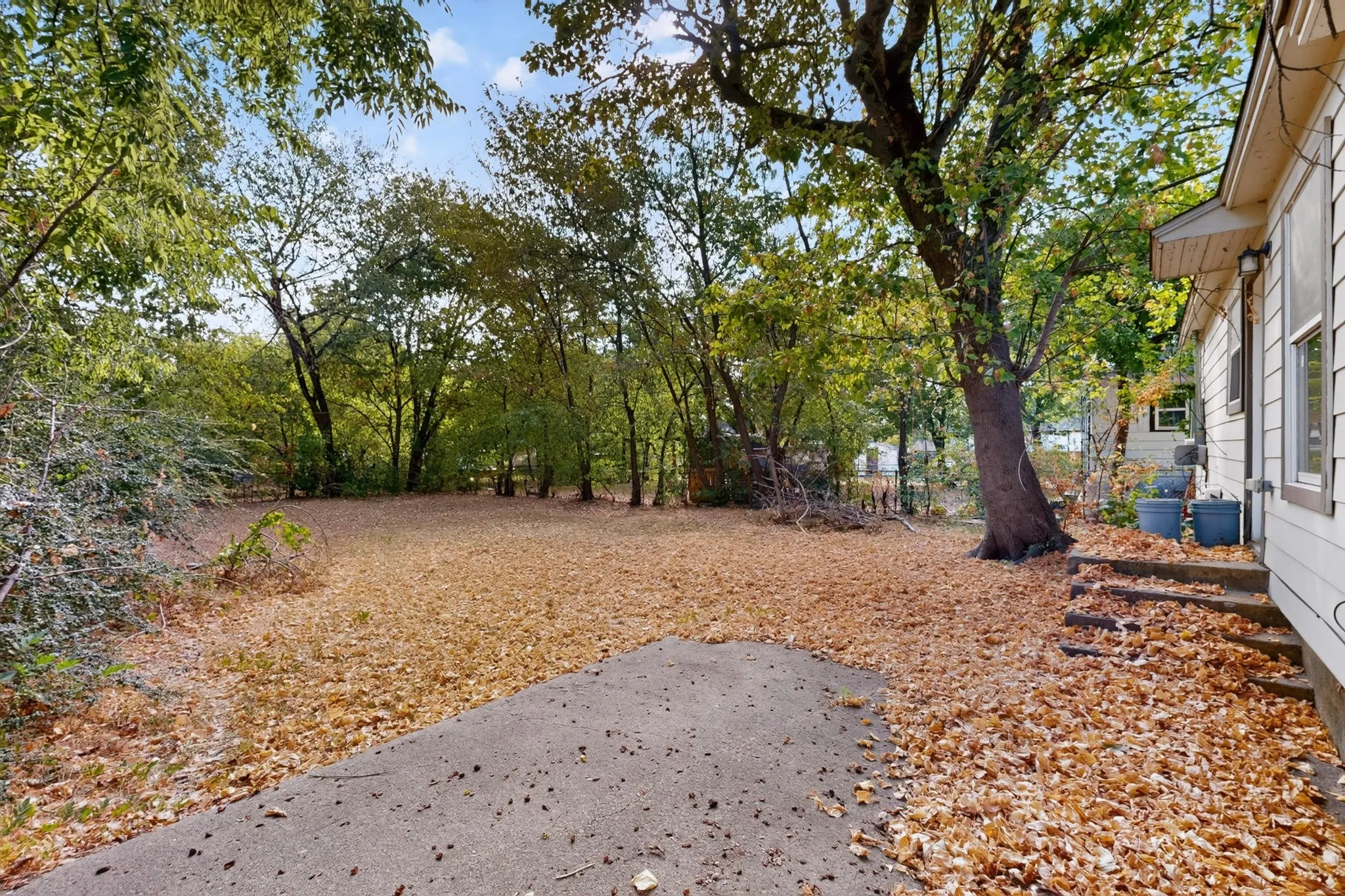 Single Family Residence For Sale in Dallas County , 4424 Tacoma Street, Dallas, Texas 75216, 3 Bedroom, 1 Bathroom, Garage spaces, 1,048 Sqft, built in 1951, mls#21385413, Real Estate Agent in Dallas, Homes For Sale in Dallas county, Homes For Sale in Dallas, Realtor in Dallas Texas, Real Estate Brokerage Independent Realty Texas, Luminita Cordes Realtor