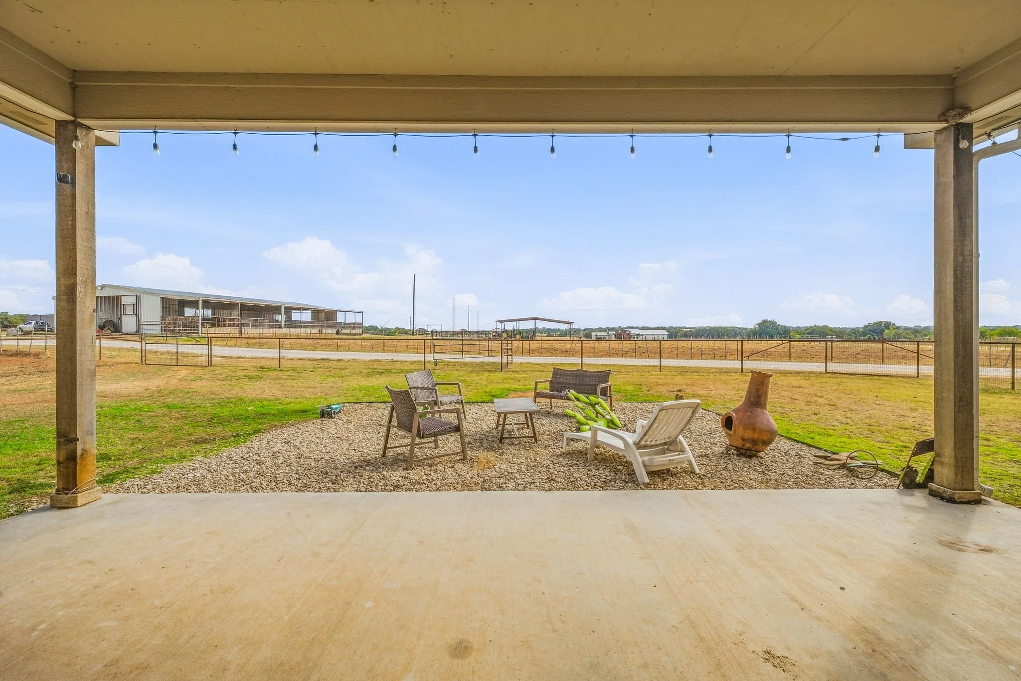 Single Family Residence For Sale in Erath County , 265 Private Road 1728, Stephenville, Texas 76401, 3 Bedroom, 3 Bathroom, 2 Garage spaces, 2,636 Sqft, built in 2019, mls#21384833, Real Estate Agent in Stephenville, Homes For Sale in Erath county, Homes For Sale in Stephenville, Realtor in Stephenville Texas, Real Estate Brokerage Independent Realty Texas, Luminita Cordes Realtor