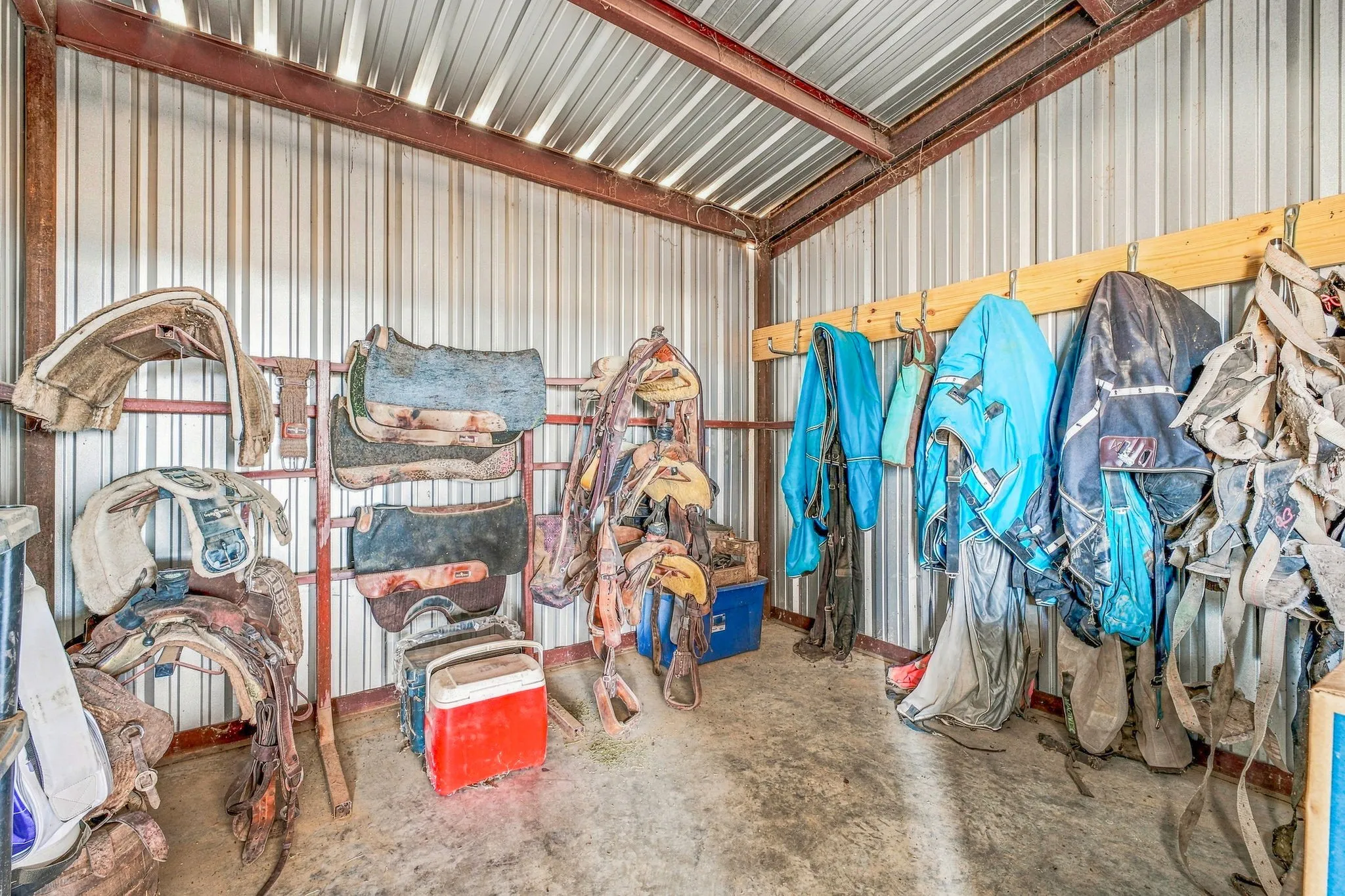 Single Family Residence For Sale in Erath County , 265 Private Road 1728, Stephenville, Texas 76401, 3 Bedroom, 3 Bathroom, 2 Garage spaces, 2,636 Sqft, built in 2019, mls#21384833, Real Estate Agent in Stephenville, Homes For Sale in Erath county, Homes For Sale in Stephenville, Realtor in Stephenville Texas, Real Estate Brokerage Independent Realty Texas, Luminita Cordes Realtor