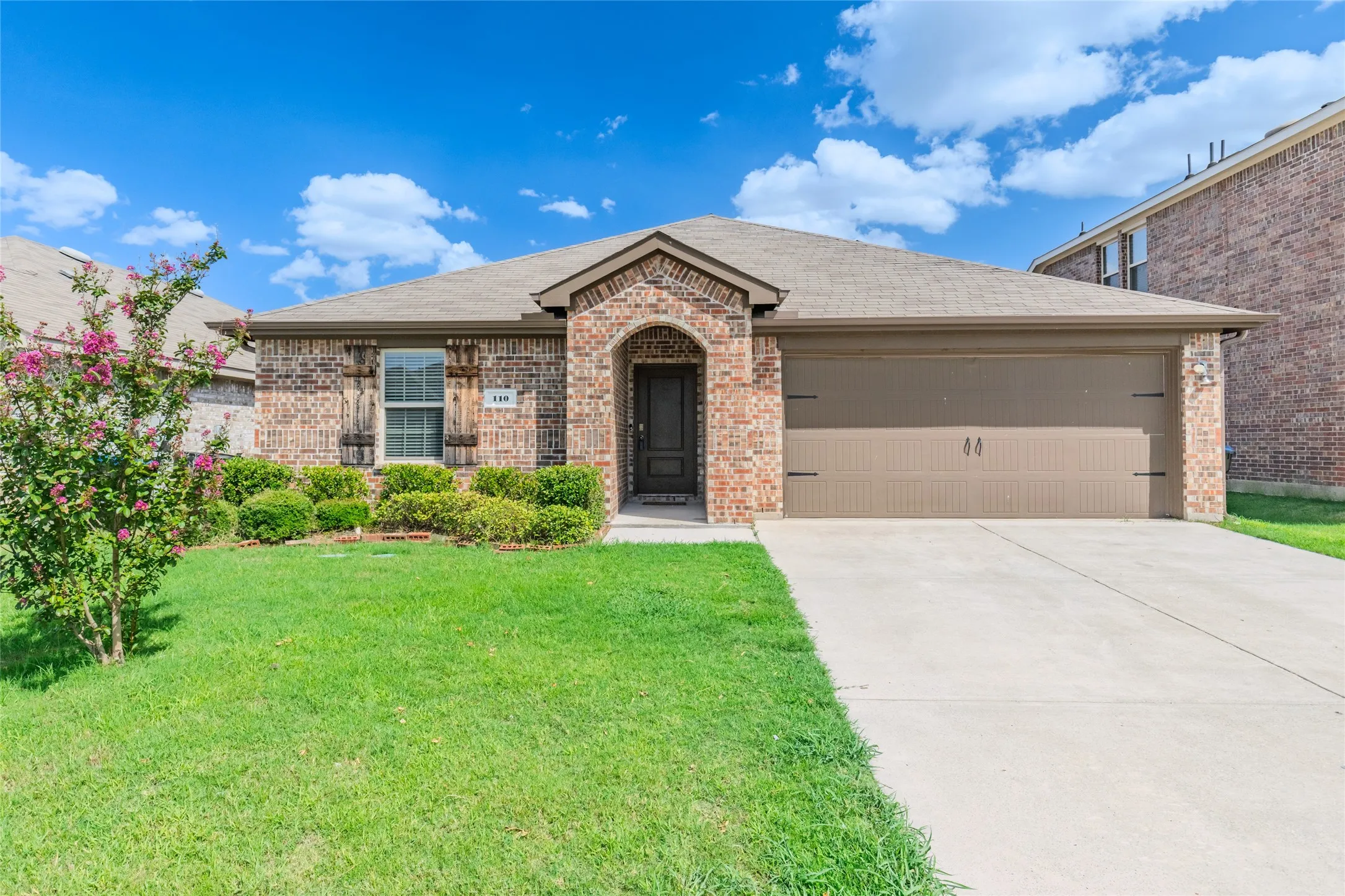 Single Family Residence For Sale in Hunt County , 110 Alydar Lane, Caddo Mills, Texas 75135, 4 Bedroom, 2 Bathroom, 2 Garage spaces, 1,880 Sqft, built in 2020, mls#21385344, Real Estate Agent in Caddo Mills, Homes For Sale in Hunt county, Homes For Sale in Caddo Mills, Realtor in Caddo Mills Texas, Real Estate Brokerage Independent Realty Texas, Luminita Cordes Realtor
