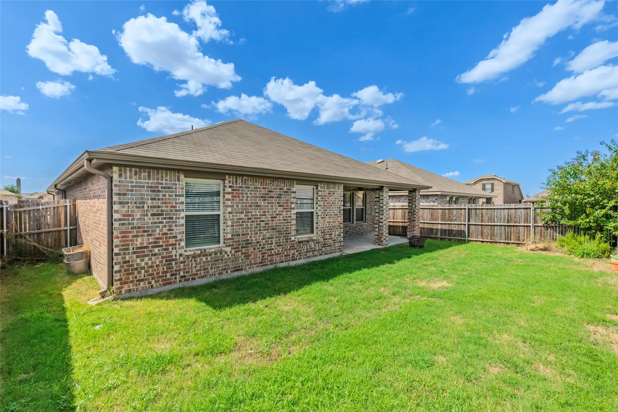 Single Family Residence For Sale in Hunt County , 110 Alydar Lane, Caddo Mills, Texas 75135, 4 Bedroom, 2 Bathroom, 2 Garage spaces, 1,880 Sqft, built in 2020, mls#21385344, Real Estate Agent in Caddo Mills, Homes For Sale in Hunt county, Homes For Sale in Caddo Mills, Realtor in Caddo Mills Texas, Real Estate Brokerage Independent Realty Texas, Luminita Cordes Realtor