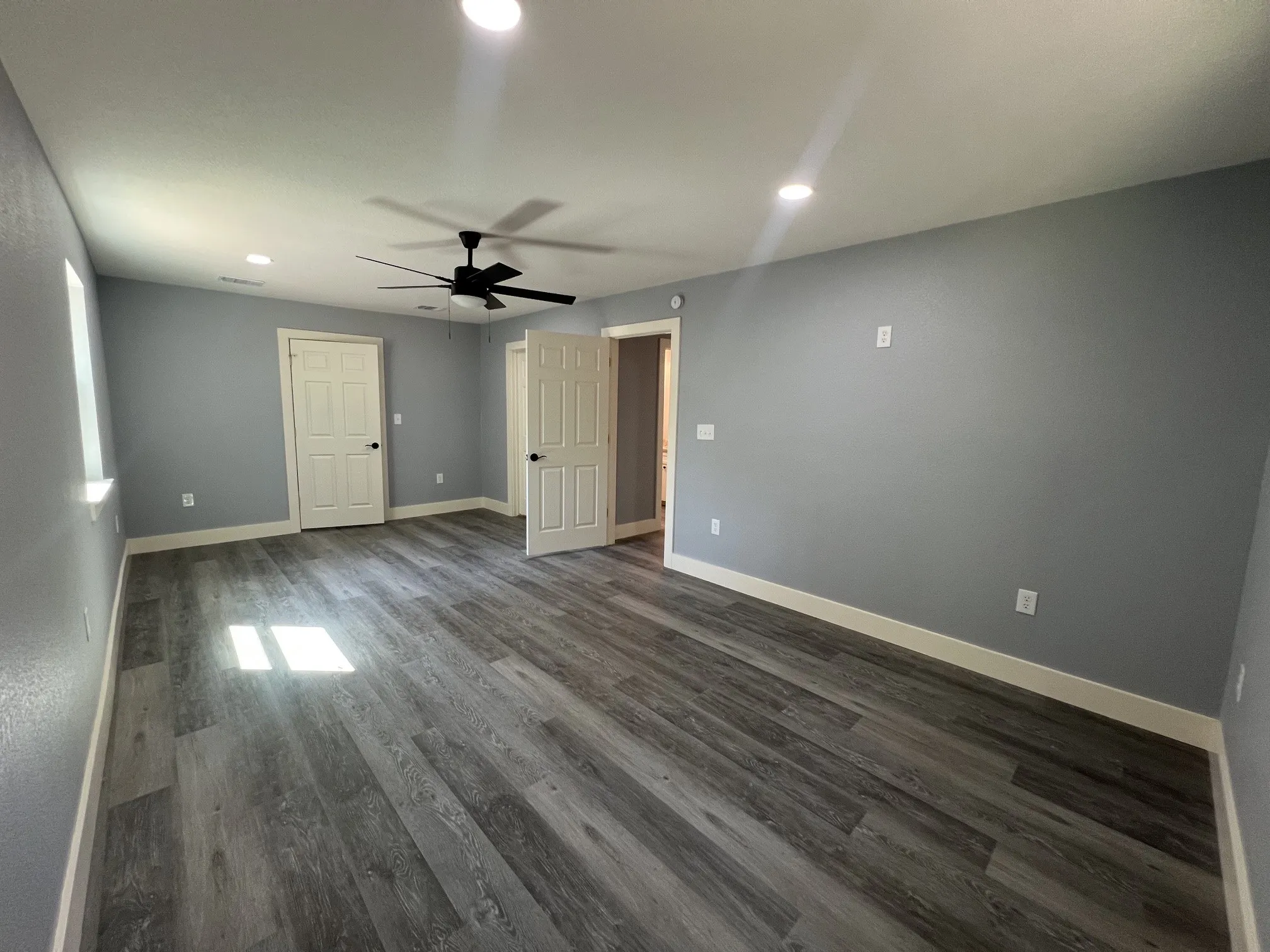 Single Family Residence For Sale in Limestone County , 3778 Hwy 14, Mexia, Texas 76667, 3 Bedroom, 2 Bathroom, Garage spaces, 1,920 Sqft, built in 1997, mls#21385404, Real Estate Agent in Mexia, Homes For Sale in Limestone county, Homes For Sale in Mexia, Realtor in Mexia Texas, Real Estate Brokerage Independent Realty Texas, Luminita Cordes Realtor