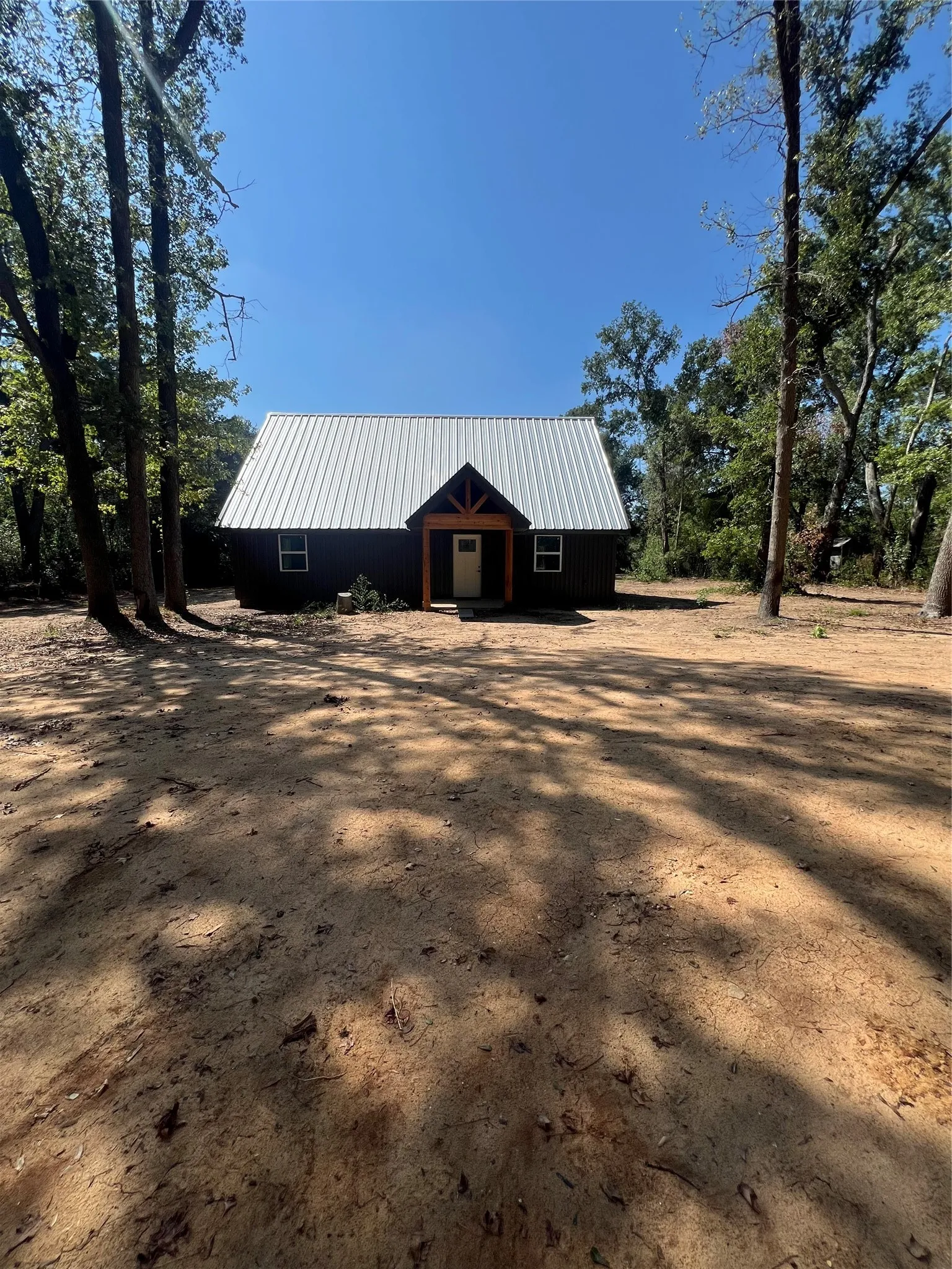 Single Family Residence For Sale in Limestone County , 3778 Hwy 14, Mexia, Texas 76667, 3 Bedroom, 2 Bathroom, Garage spaces, 1,920 Sqft, built in 1997, mls#21385404, Real Estate Agent in Mexia, Homes For Sale in Limestone county, Homes For Sale in Mexia, Realtor in Mexia Texas, Real Estate Brokerage Independent Realty Texas, Luminita Cordes Realtor
